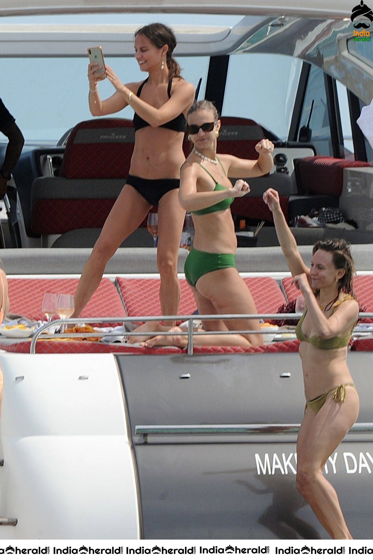 Alicia Vikander caught in Black Bikini while enjoying the day with friends in spain