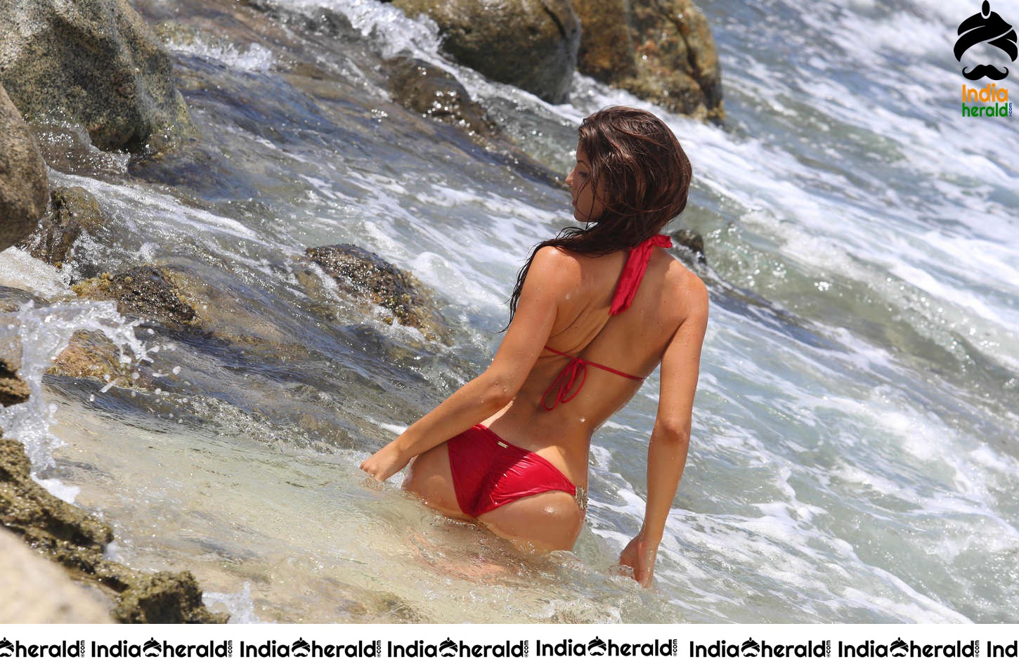 Amanda Cerny Bikini Photoshoot in Aruba Set 3
