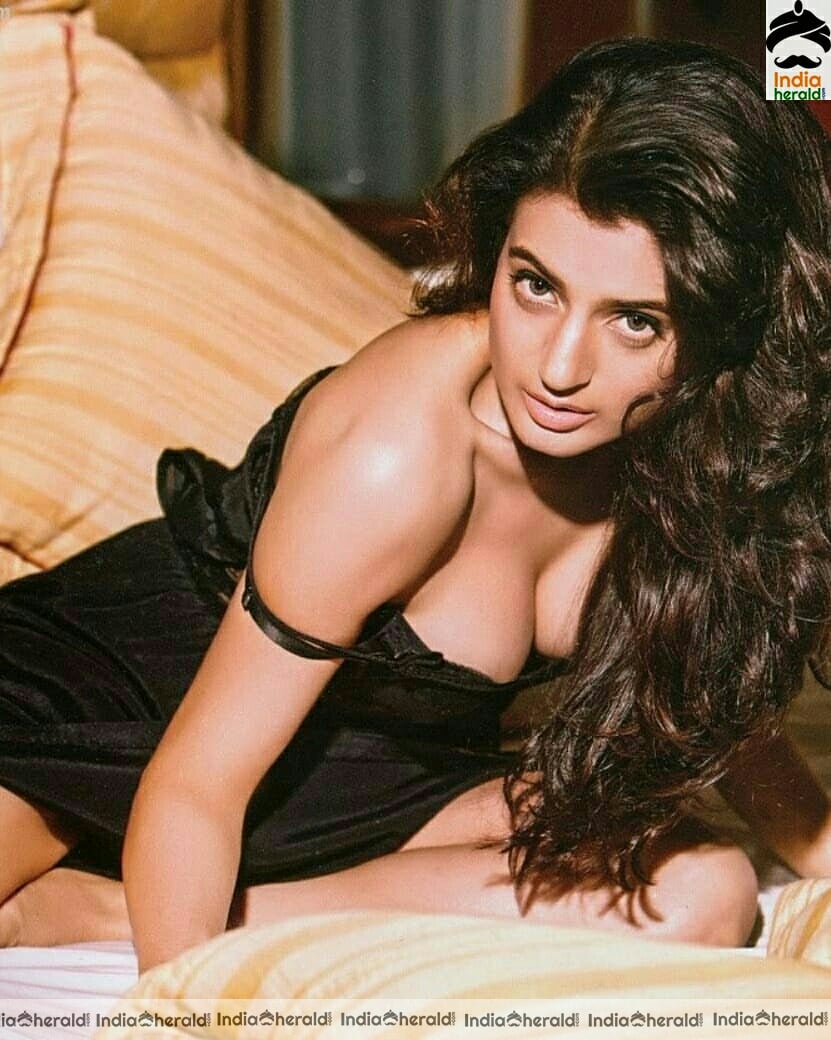 Ameesha Patel Hot Sexy Black Photoshoot Stills