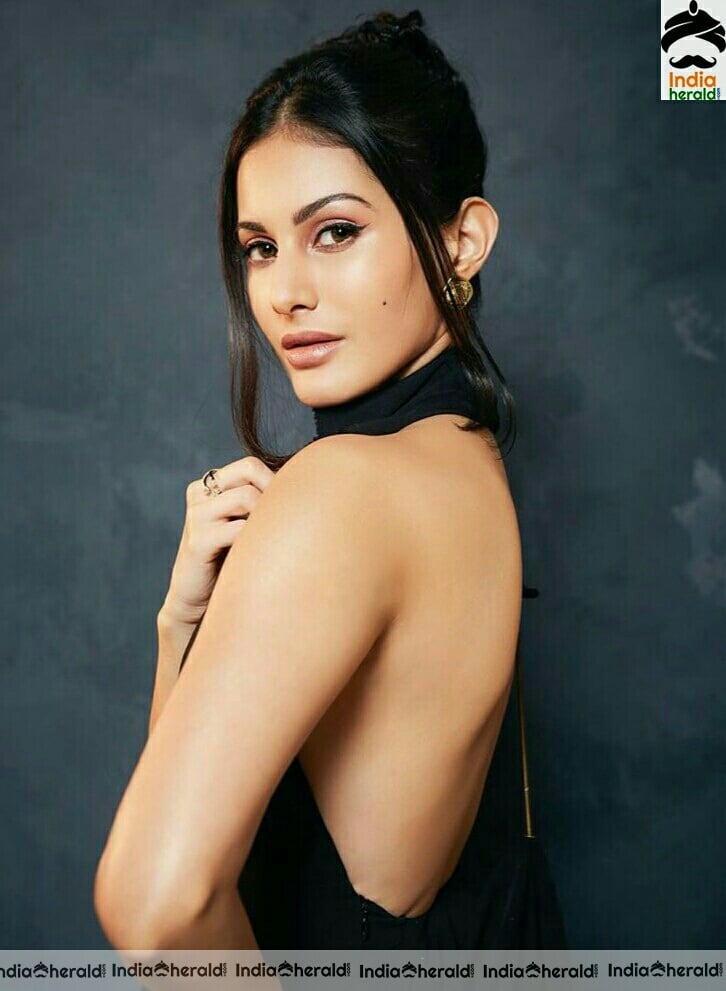 Amyradastur Latest Hot Photo Stills