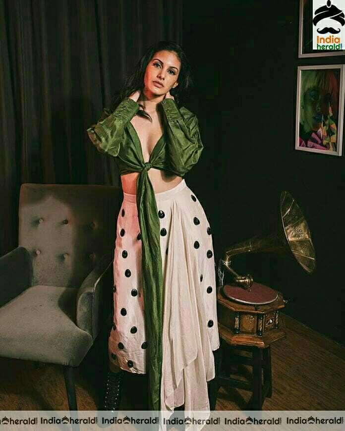 Amyradastur Latest Hot Photo Stills