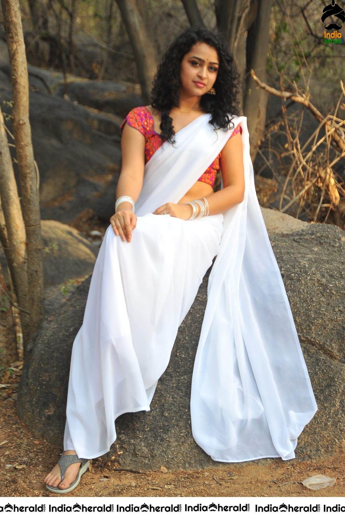 Anketa Maharana Glamour Stills at Oollala Oollalaa Movie Stills Set 5