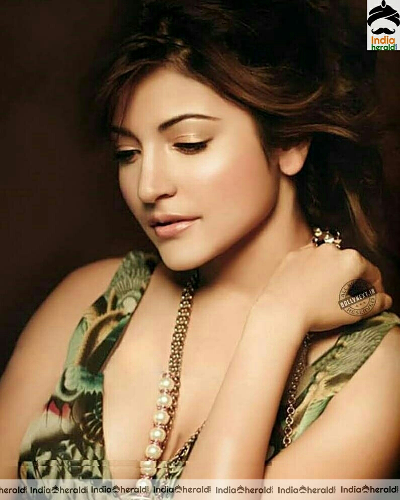 Anushka Sharma Hot Sexy Photoshoot Stills