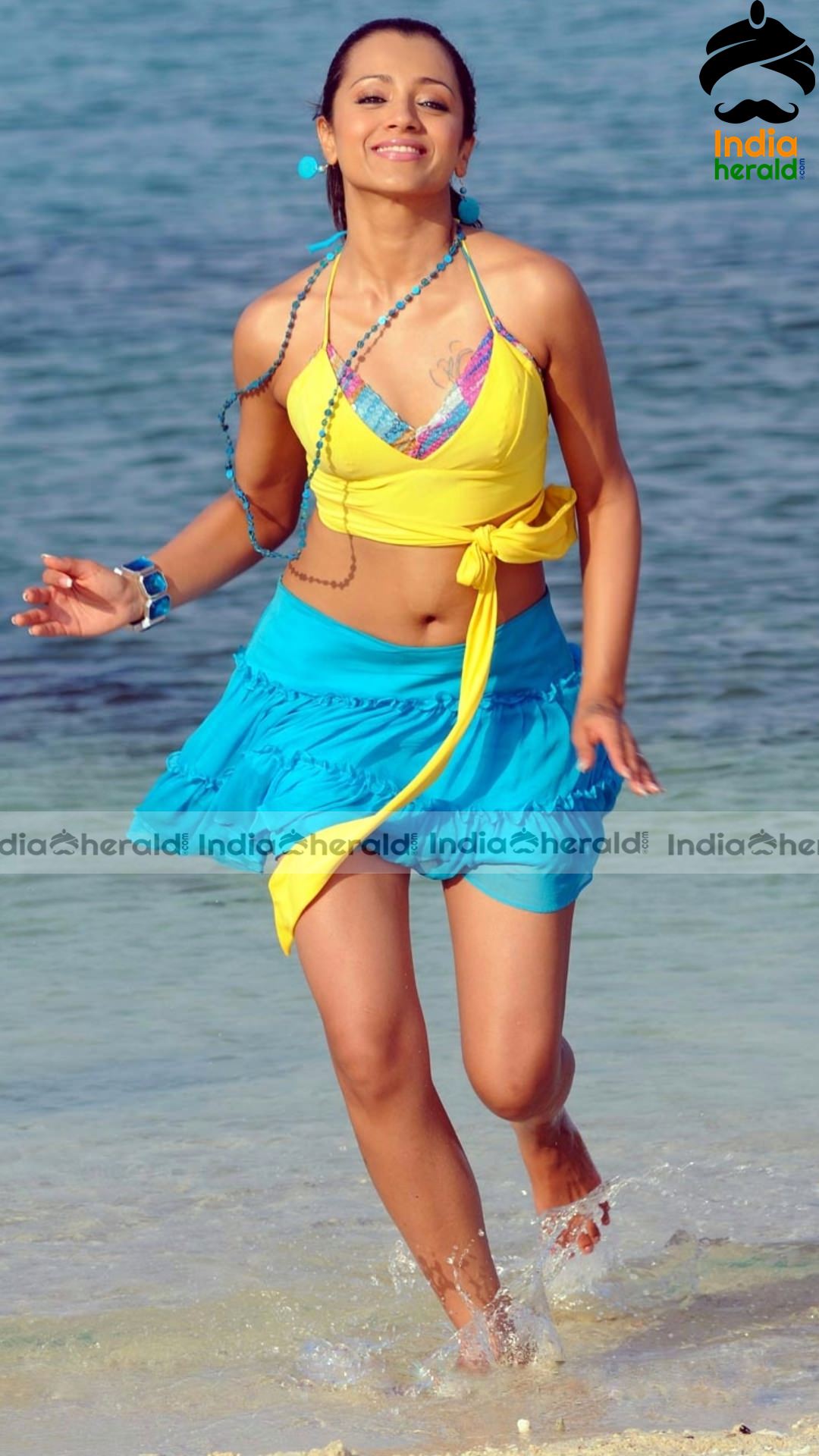 Beach Babe Trisha Hot Vintage Clicks in Yellow Bikini Set 1