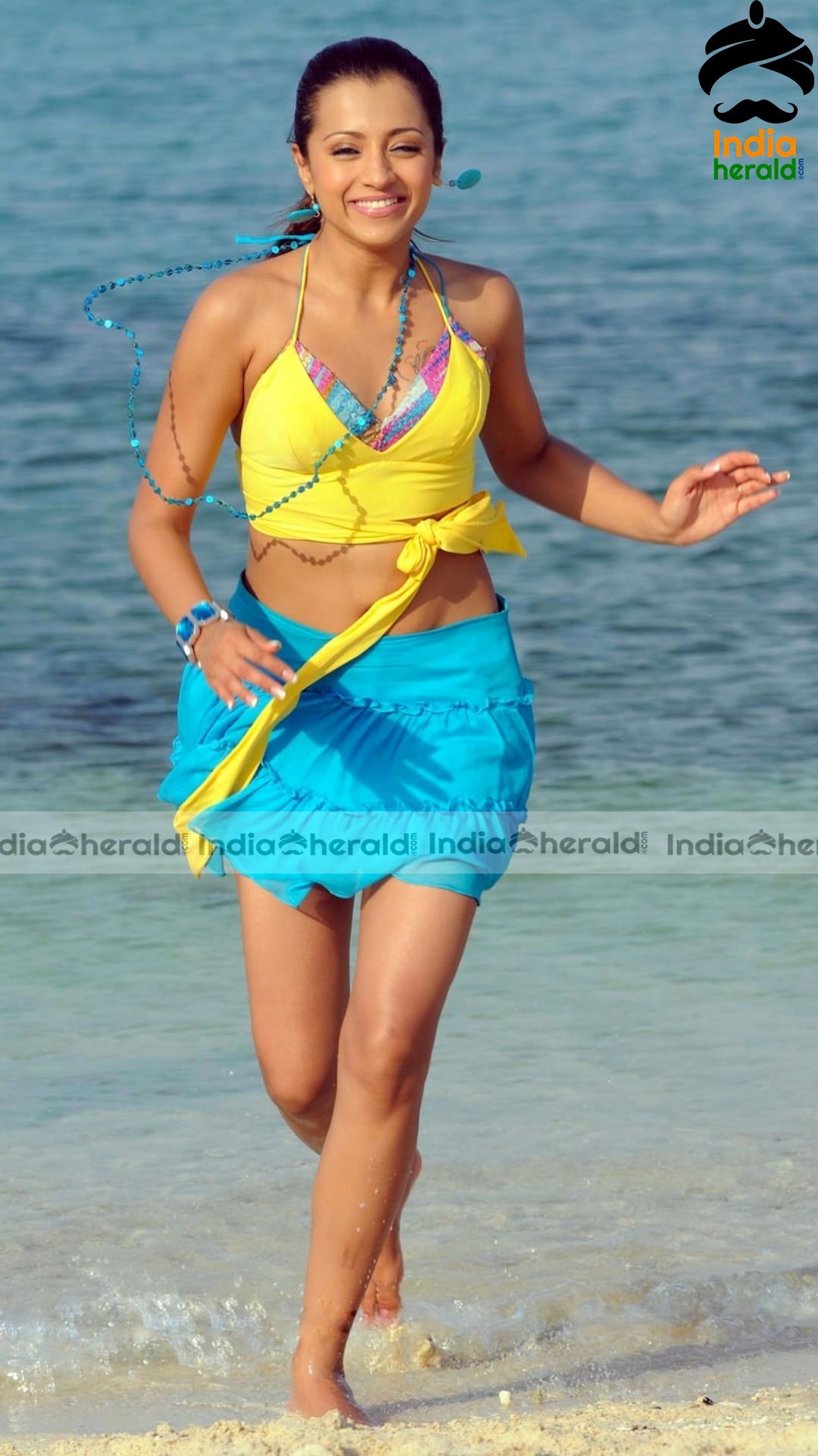 Beach Babe Trisha Hot Vintage Clicks in Yellow Bikini Set 1