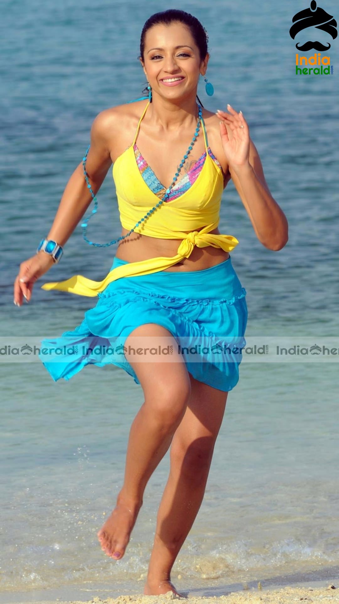 Beach Babe Trisha Hot Vintage Clicks in Yellow Bikini Set 1