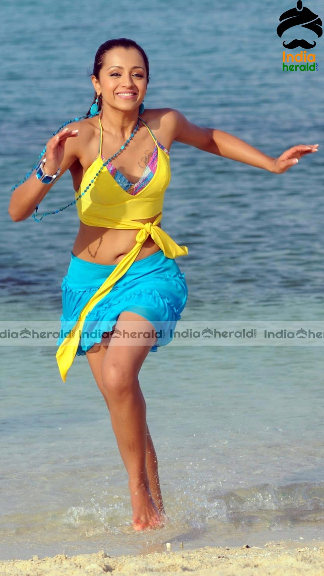 Beach Babe Trisha Hot Vintage Clicks in Yellow Bikini Set 1
