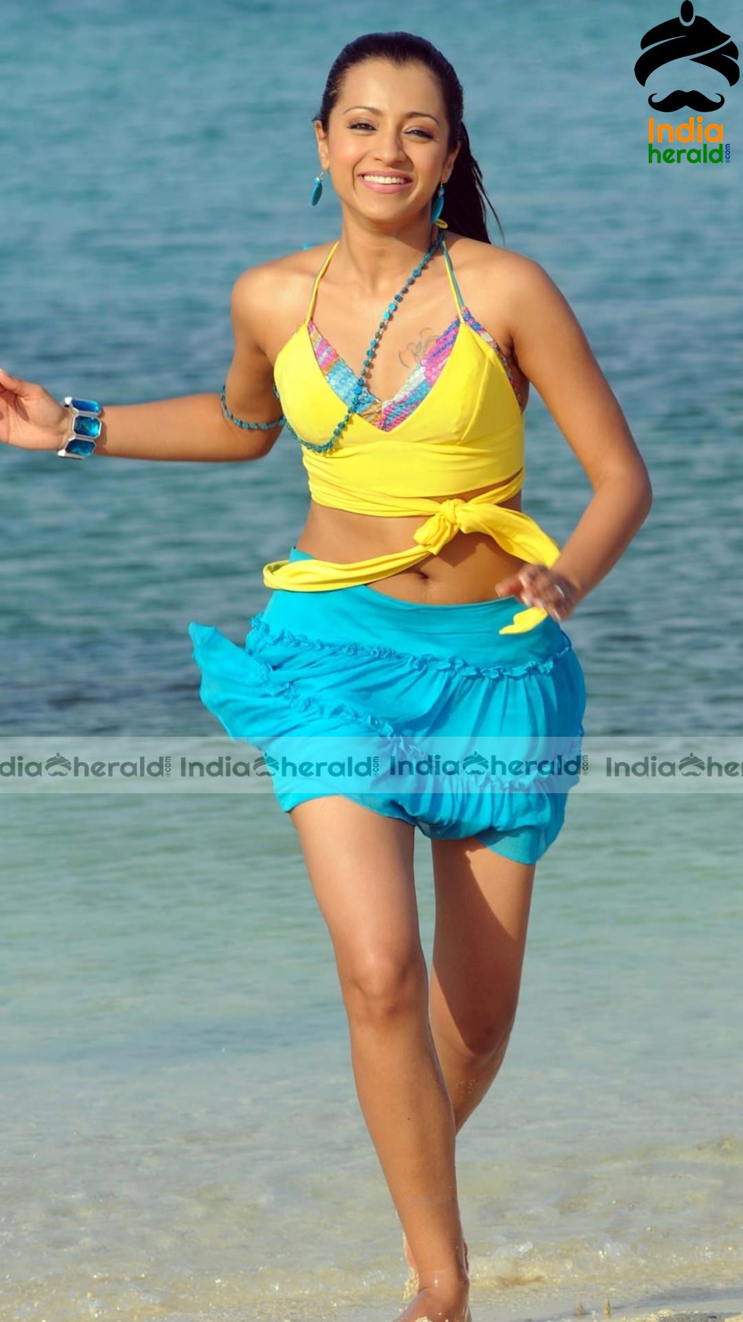 Beach Babe Trisha Hot Vintage Clicks in Yellow Bikini Set 1