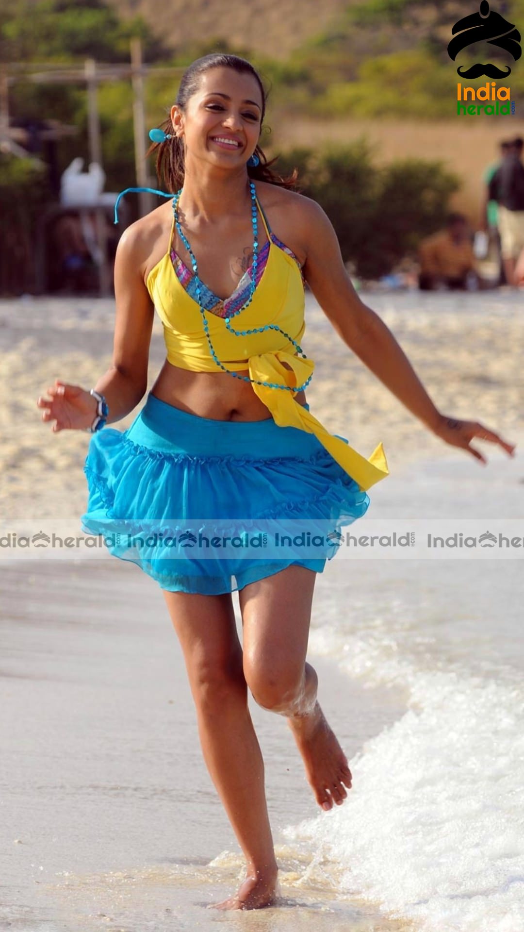 Beach Babe Trisha Hot Vintage Clicks in Yellow Bikini Set 2