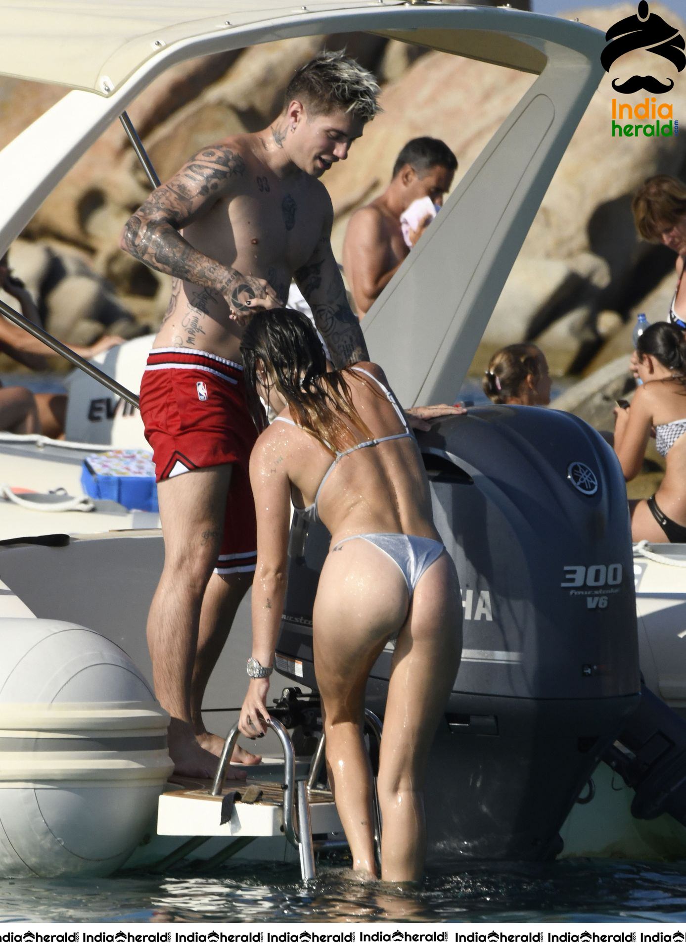 Bella Thorne Gets Wet And Hot In Bikini At Sardinia Set 2