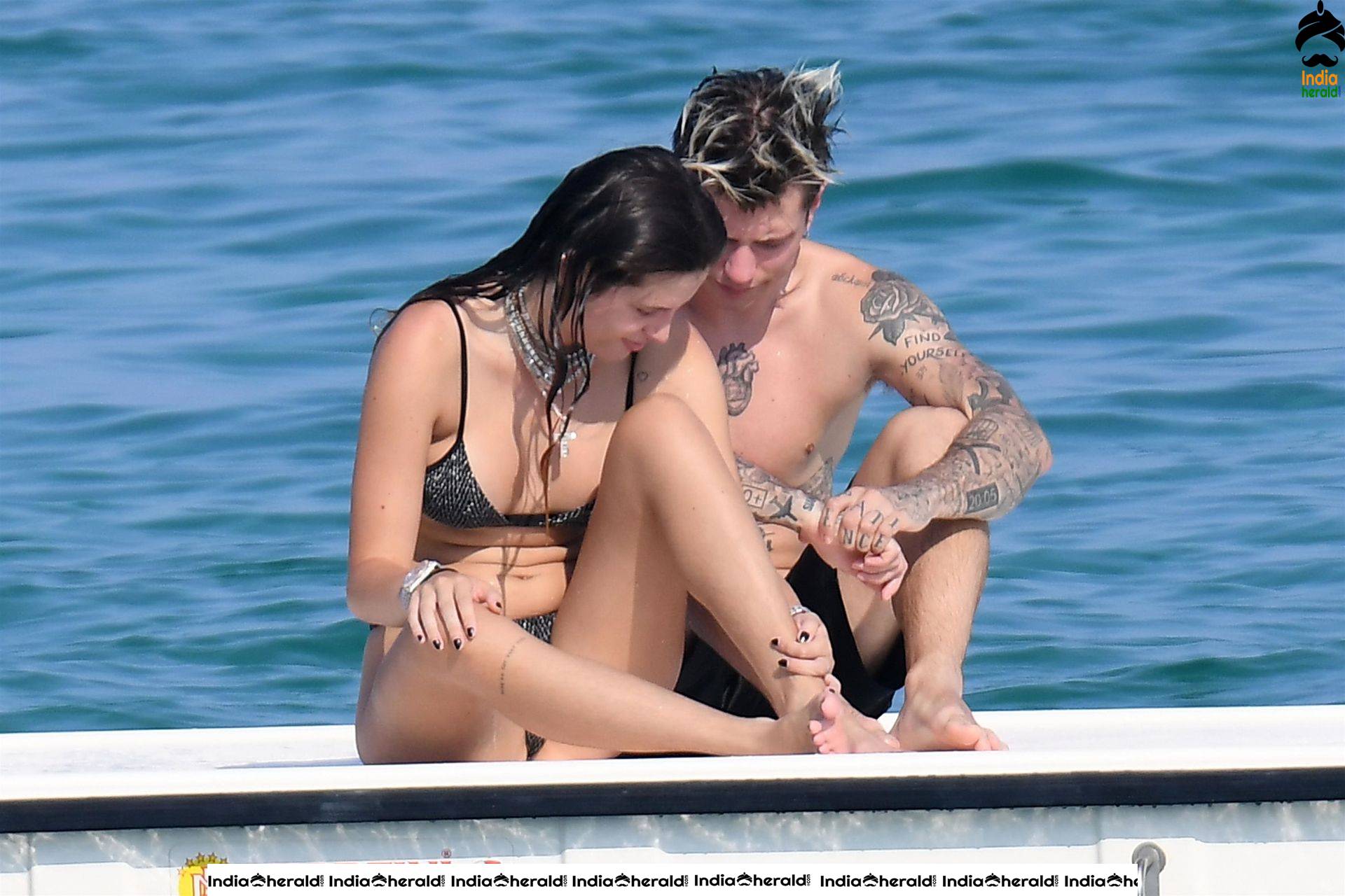 Bella Thorne in Black Lace Bikini Exposing and Enjoying with Boyfriend in Beach Set 2