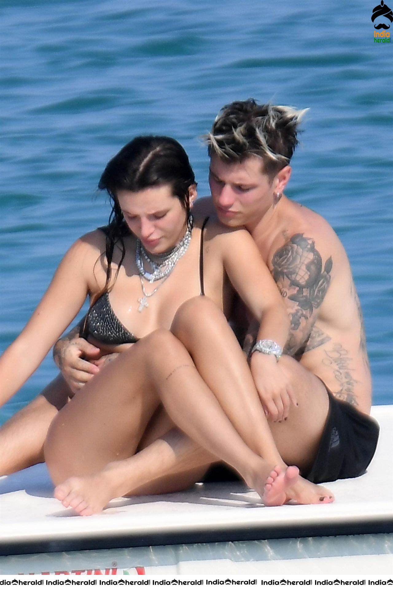 Bella Thorne in Black Lace Bikini Exposing and Enjoying with Boyfriend in Beach Set 2