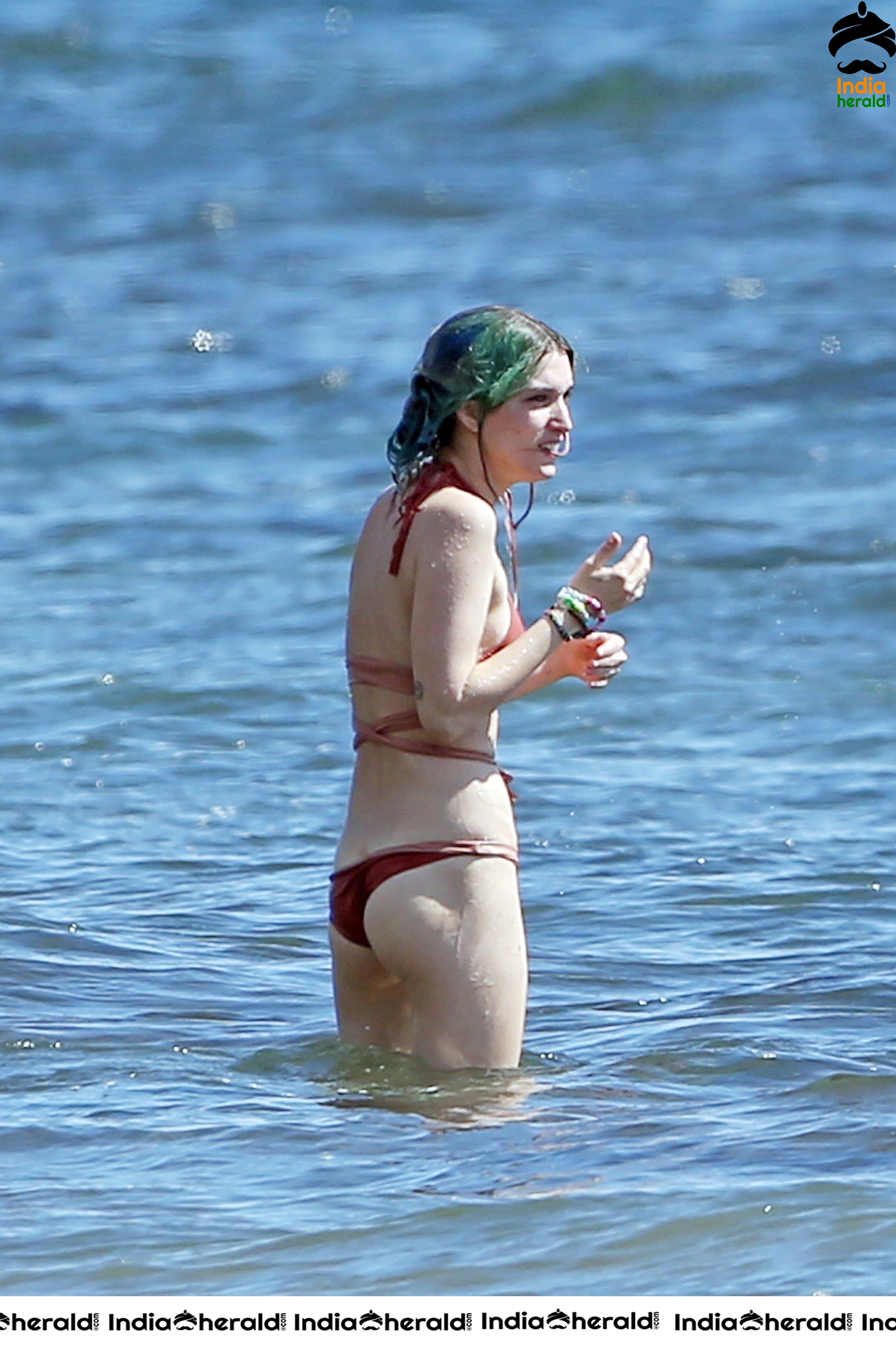Bella Thorne Wearing a Bikini at a Beach in Hawaii Set 1