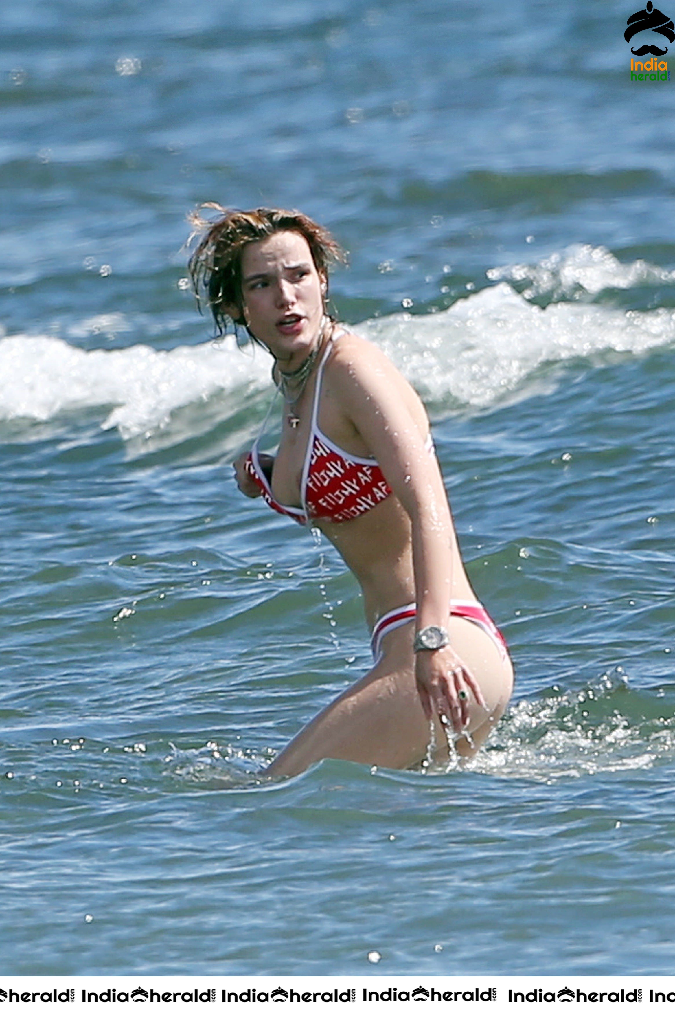 Bella Thorne Wearing a Bikini at a Beach in Hawaii Set 1