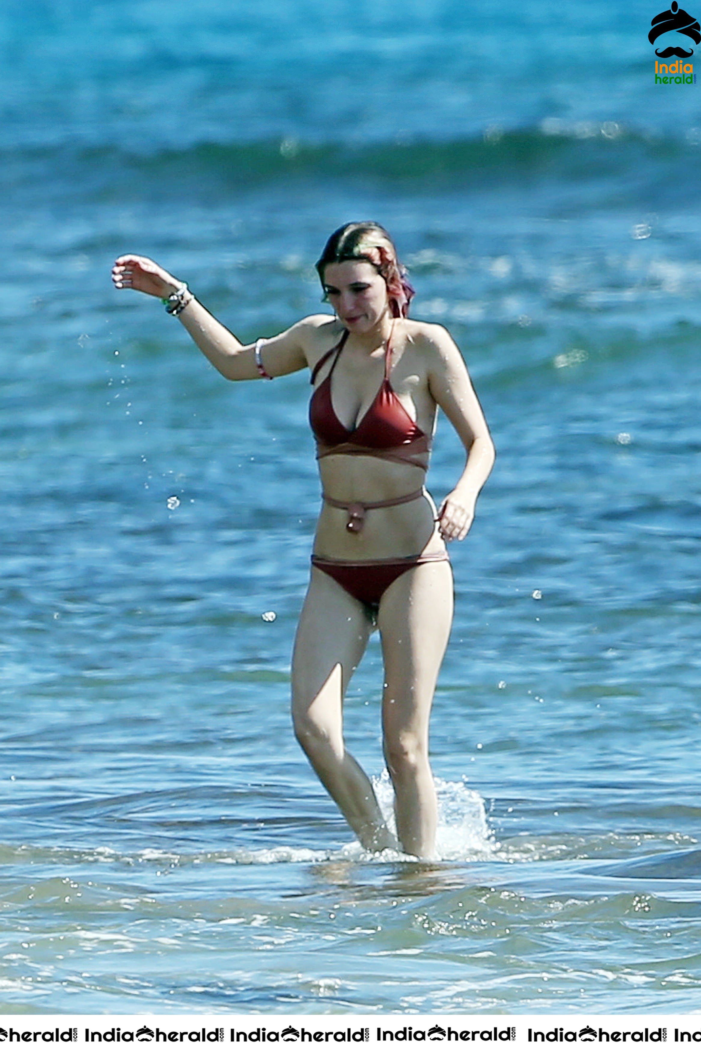 Bella Thorne Wearing a Bikini at a Beach in Hawaii Set 2