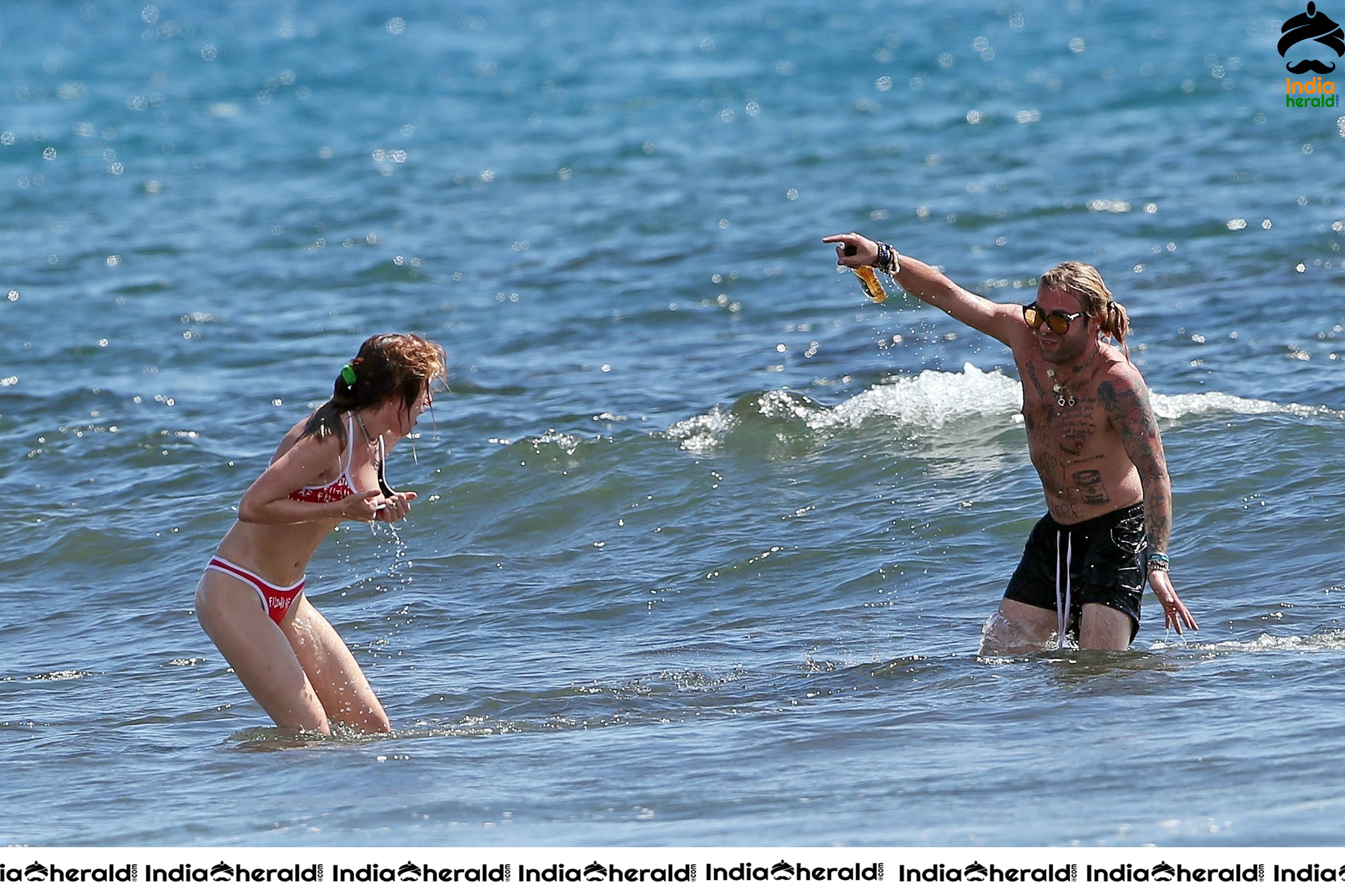 Bella Thorne Wearing a Bikini at a Beach in Hawaii Set 3