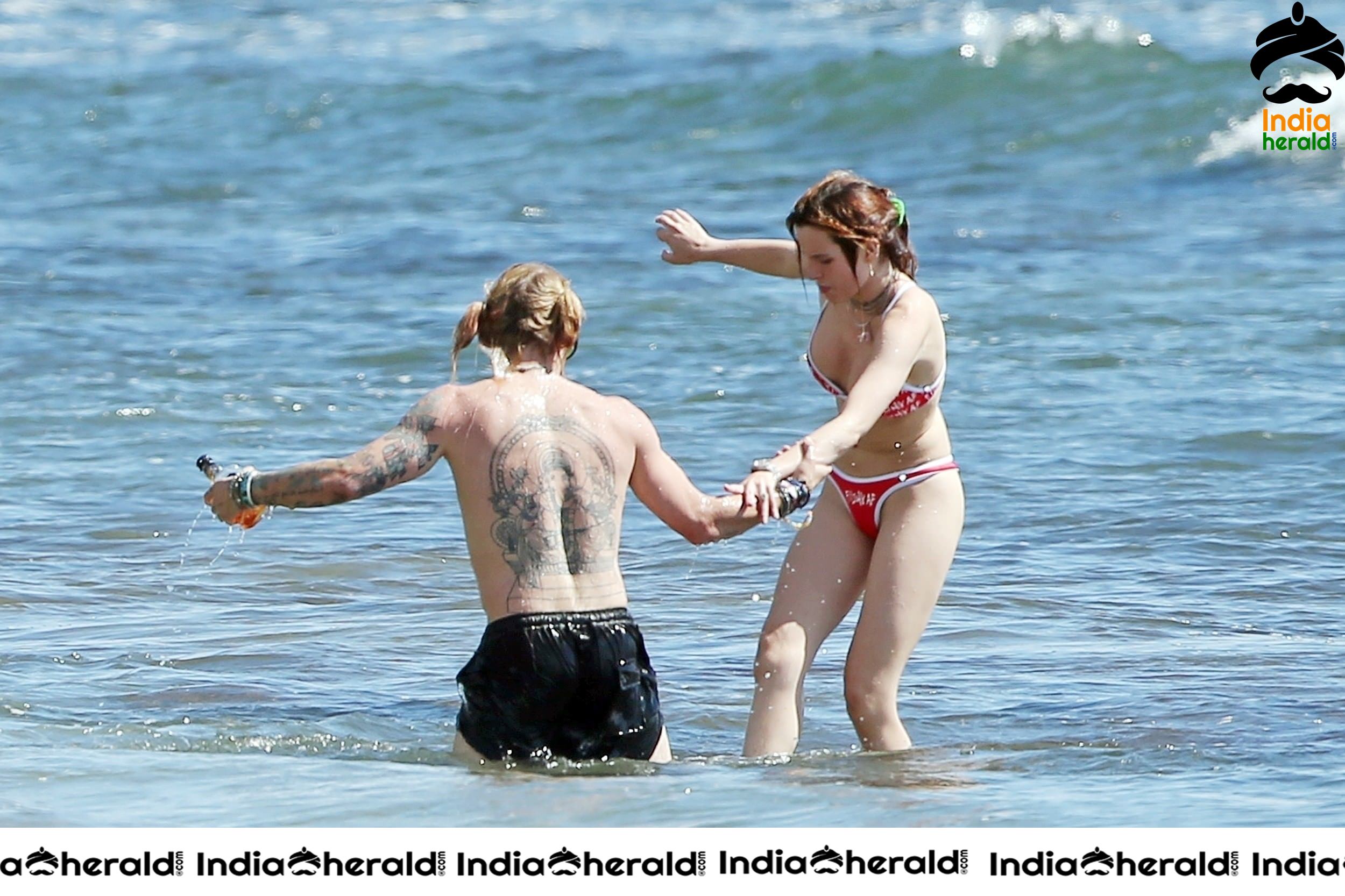 Bella Thorne Wearing a Bikini at a Beach in Hawaii Set 4