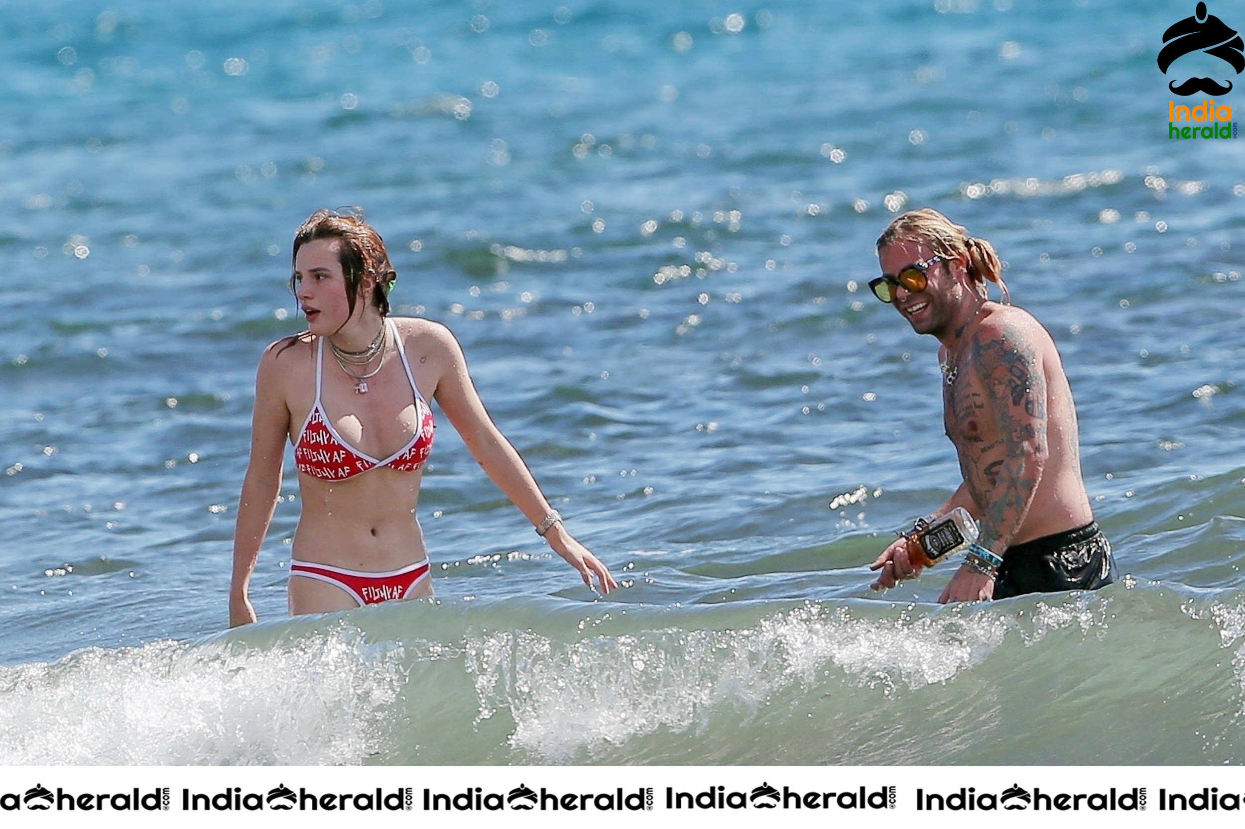 Bella Thorne Wearing a Bikini at a Beach in Hawaii Set 4