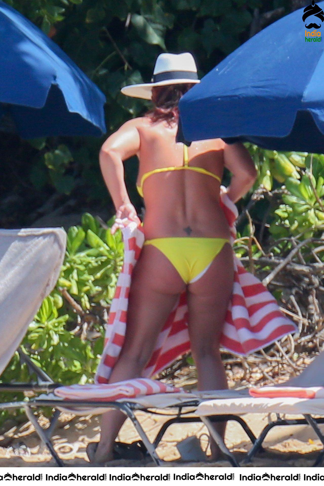 Britney Spears in a Bikini at a Beach in Hawaii