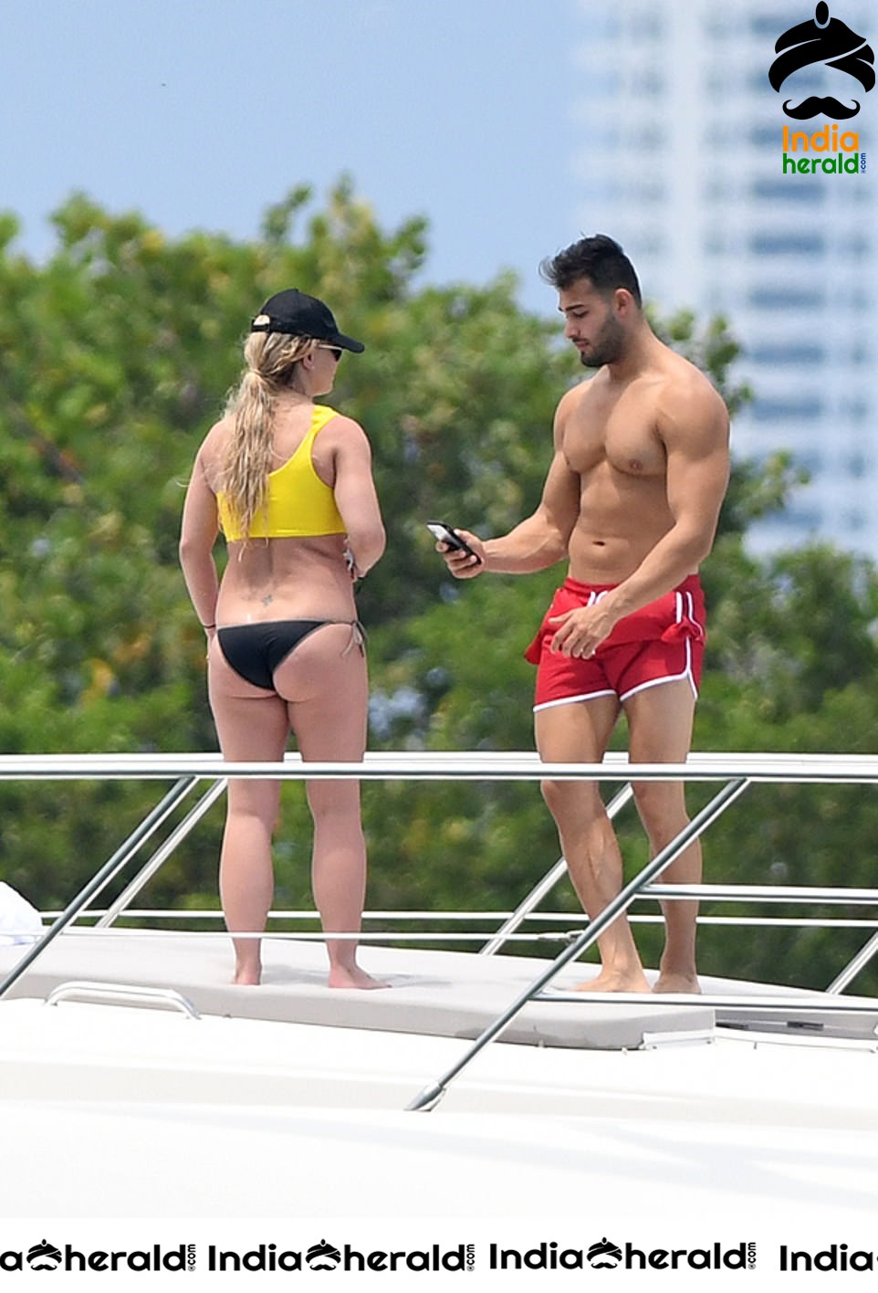 Britney Spears in a Bikini on a Yacht in Miami Set 2