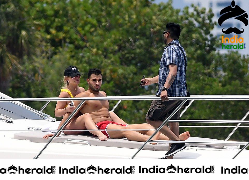 Britney Spears in a Bikini on a Yacht in Miami Set 2