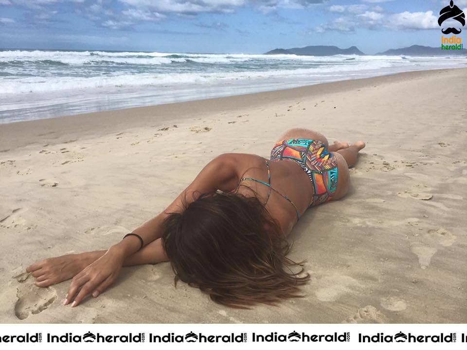Bruna Abdullah Hottest Photos Collection exposing Cleavage and Busty Assets Set 2