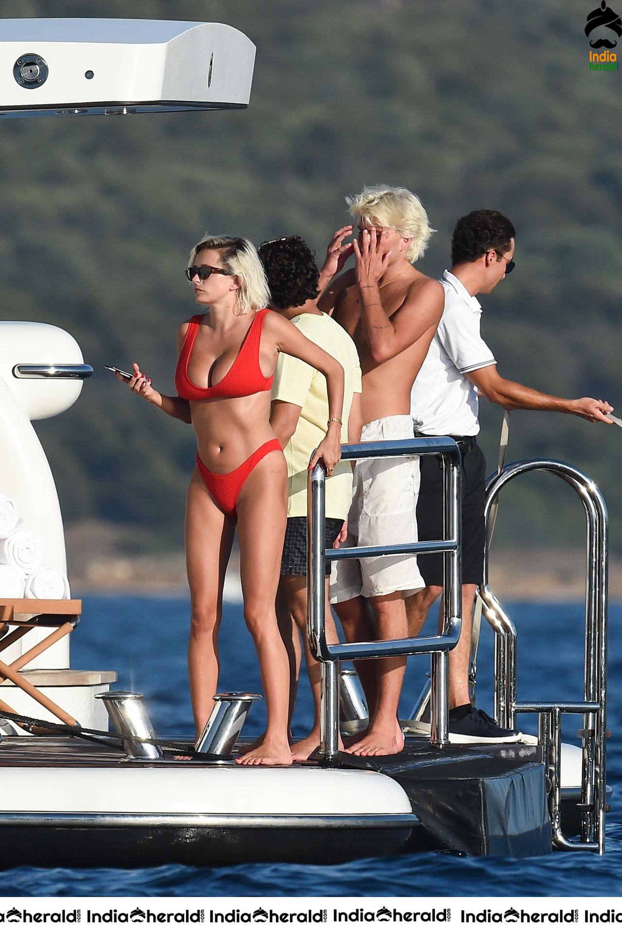 Caroline Vreeland spotted in Bikini on a Yacht Set 1