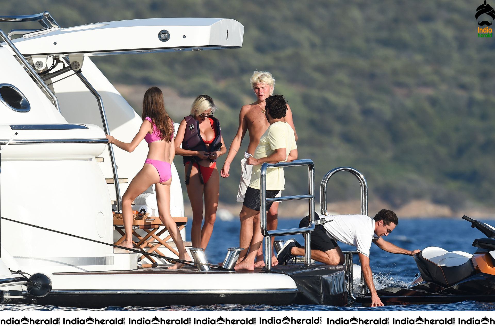 Caroline Vreeland spotted in Bikini on a Yacht Set 1