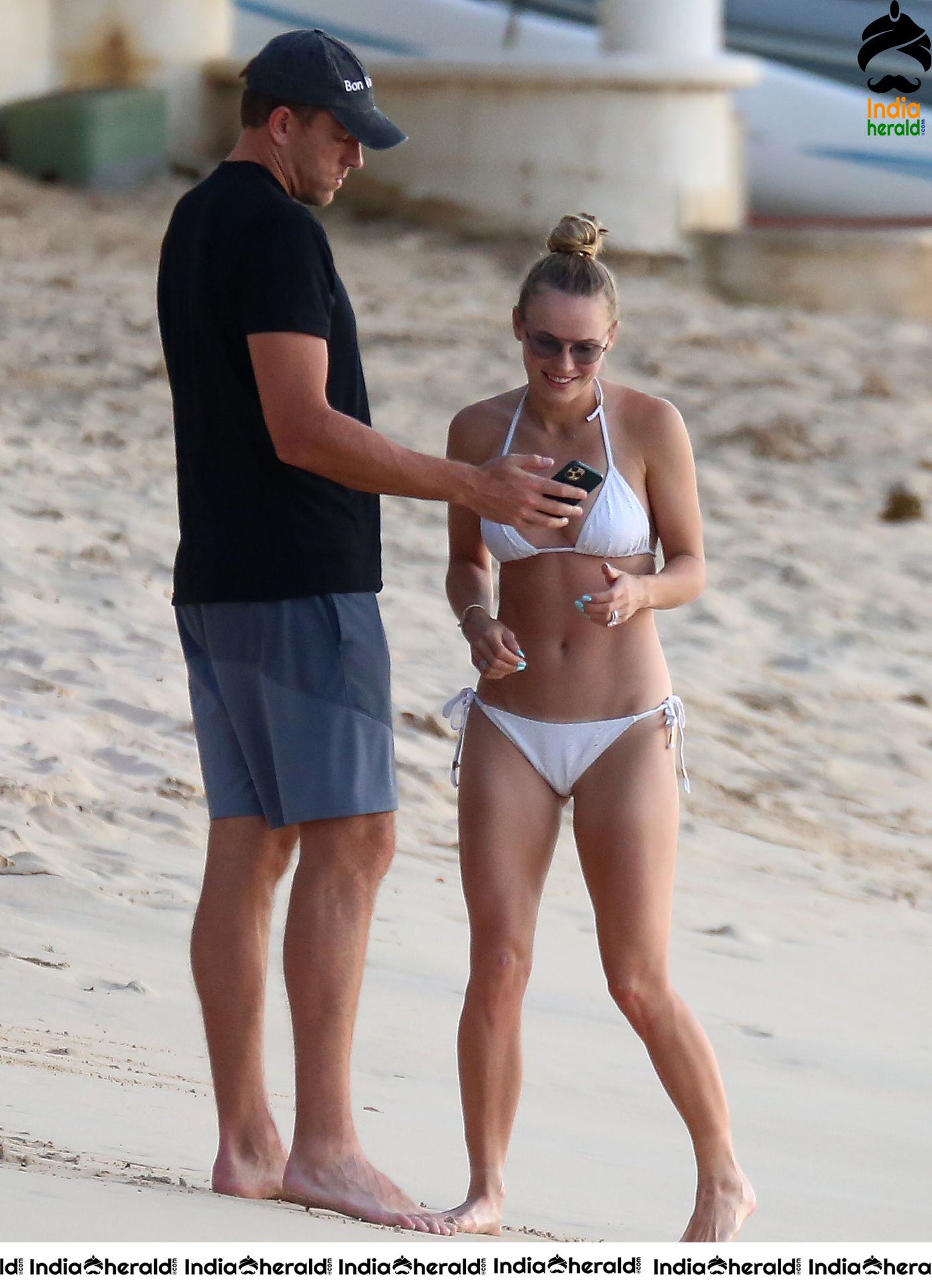 Caroline Wozniacki Enjoying in Bikini at a Beach in Barbados Set 1