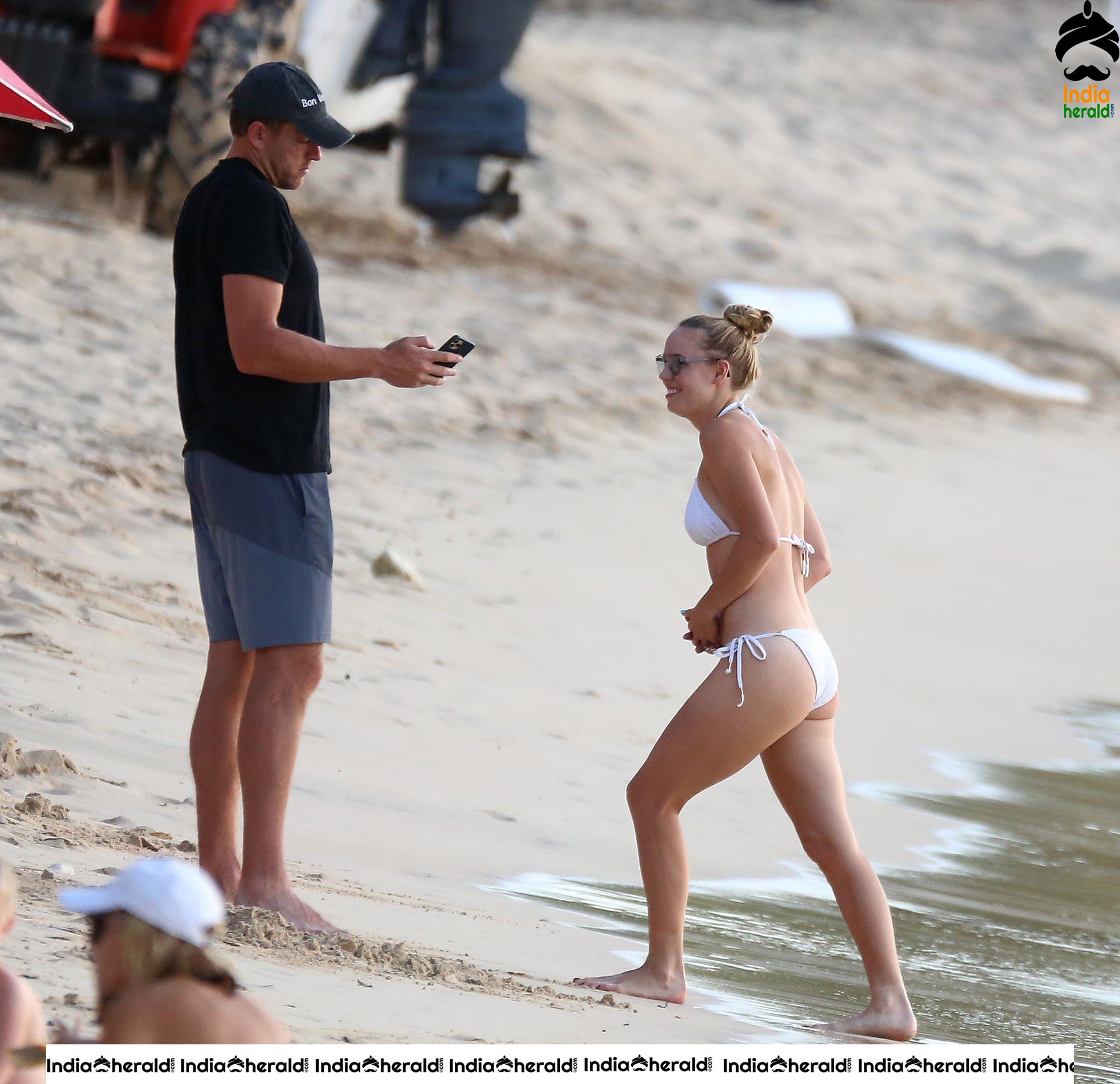 Caroline Wozniacki Enjoying in Bikini at a Beach in Barbados Set 2