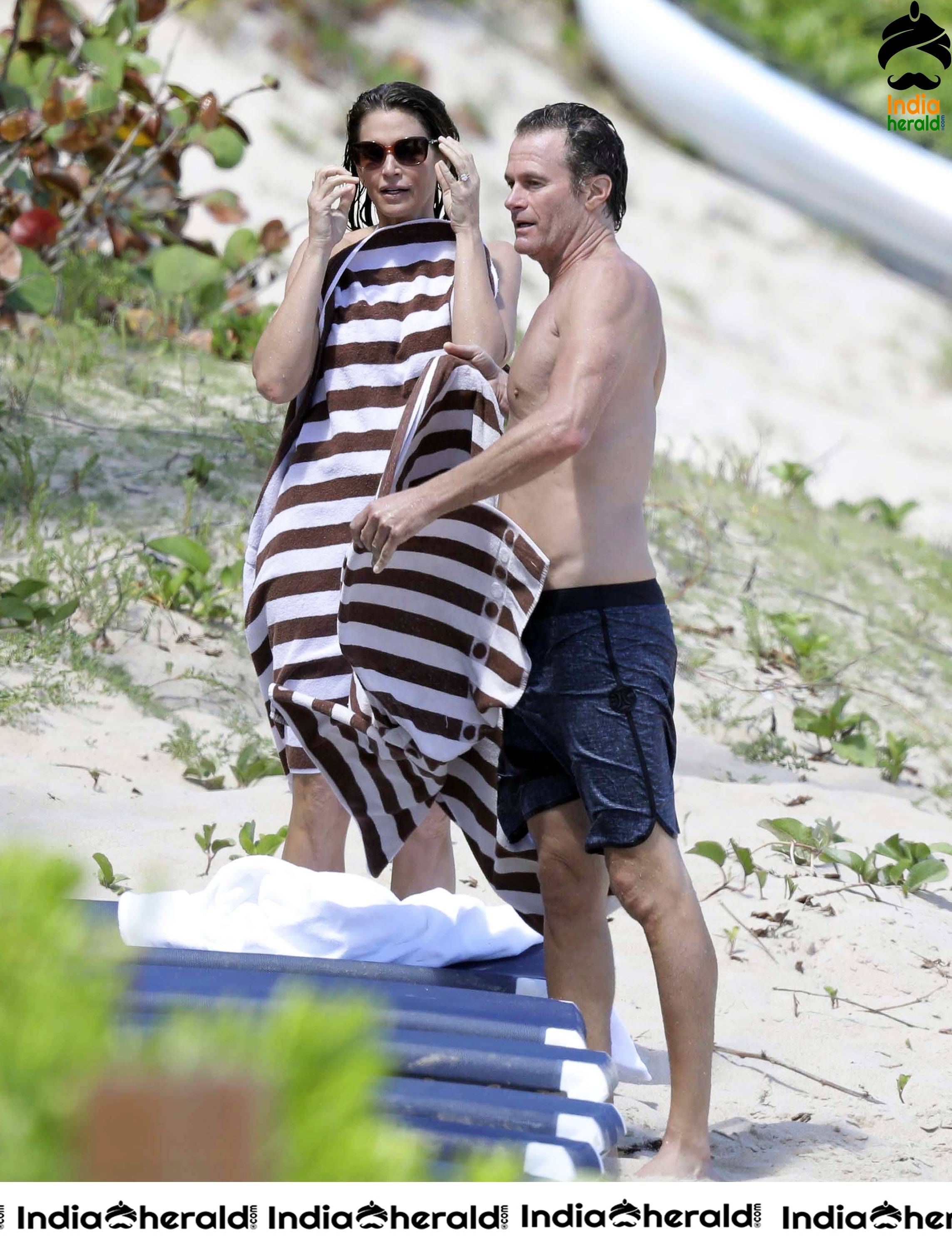 Cindy Crawford Wearing a Bikini at a Beach in St Barts Set 1