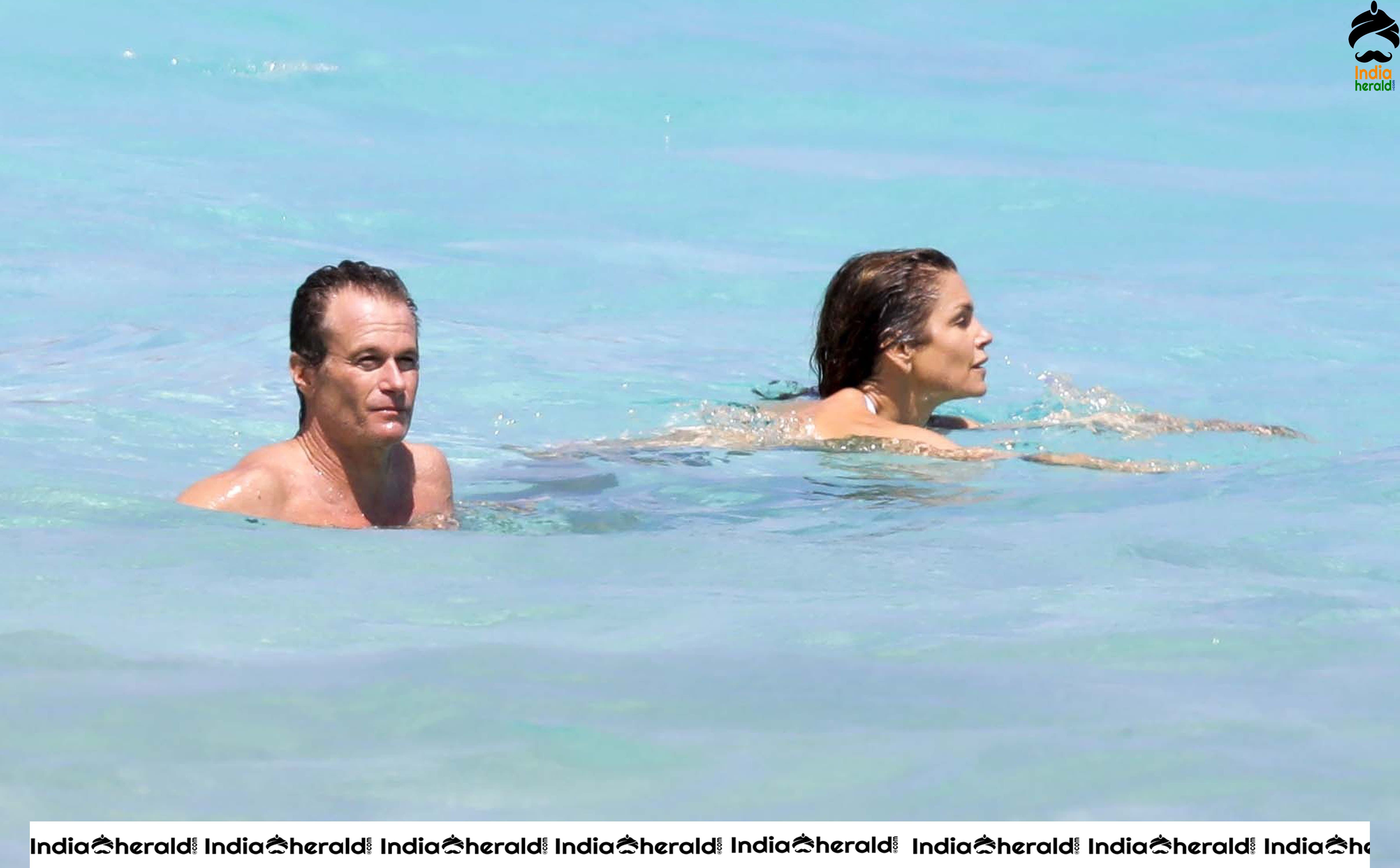 Cindy Crawford Wearing a Bikini at a Beach in St Barts Set 1