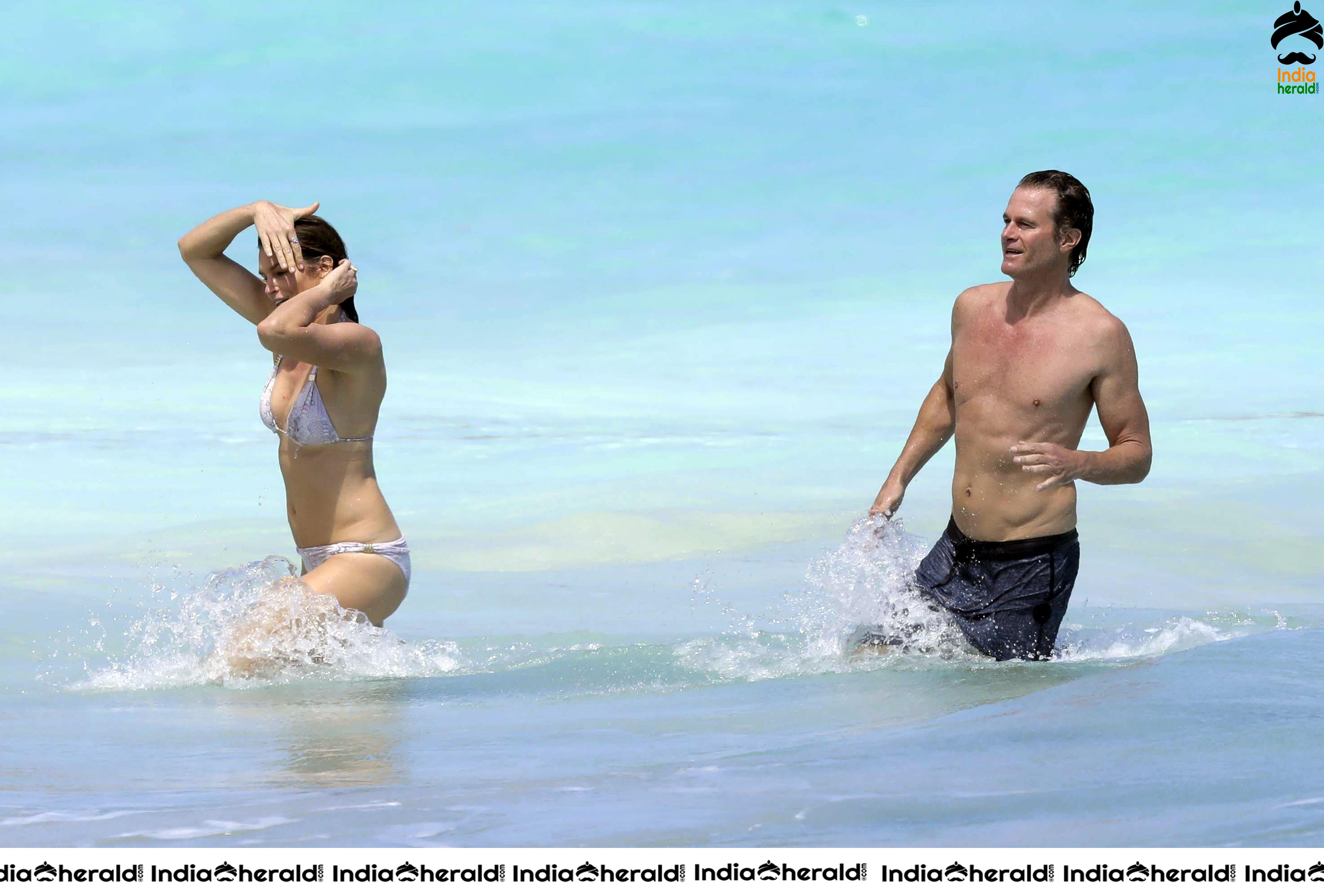 Cindy Crawford Wearing a Bikini at a Beach in St Barts Set 2