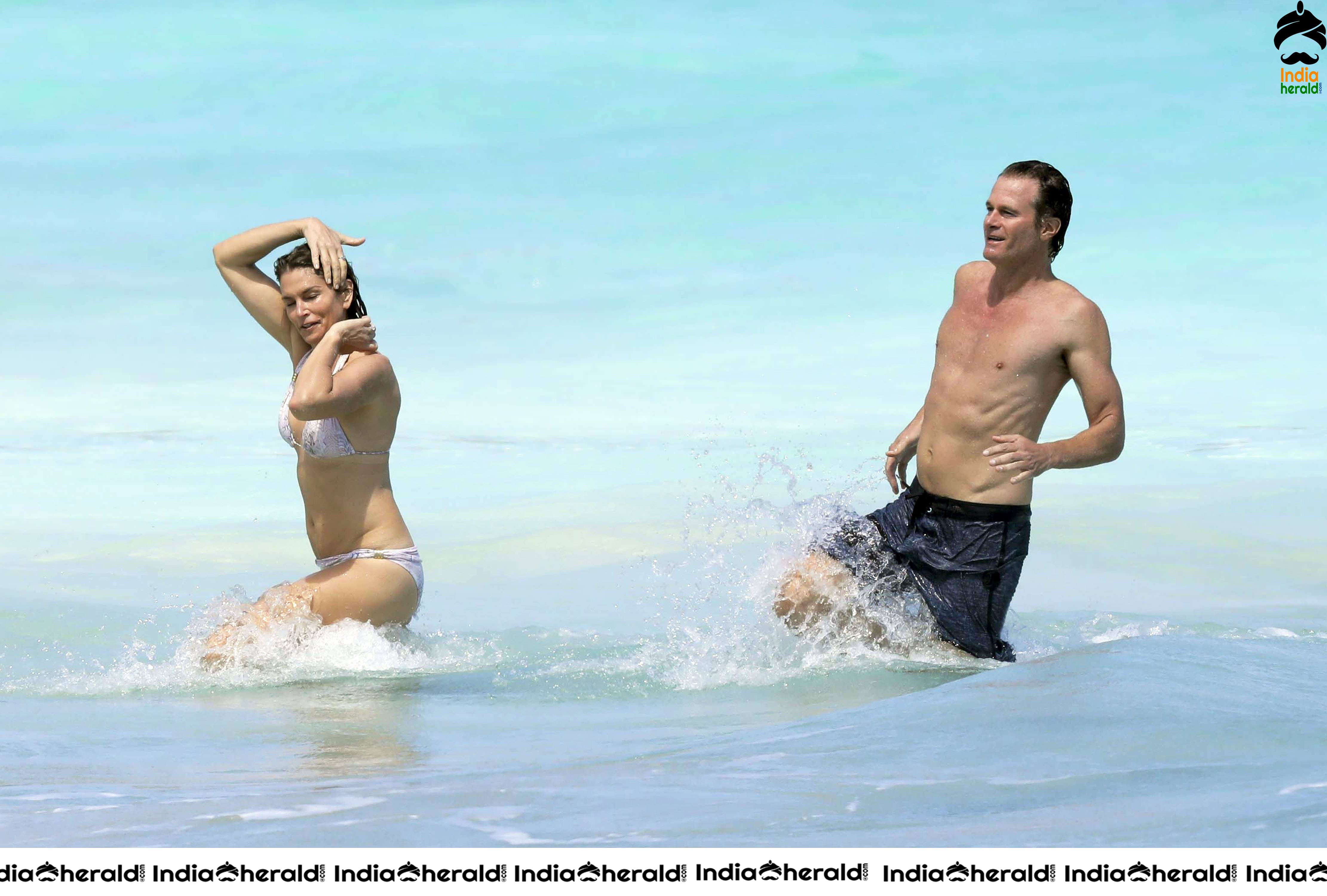 Cindy Crawford Wearing a Bikini at a Beach in St Barts Set 2