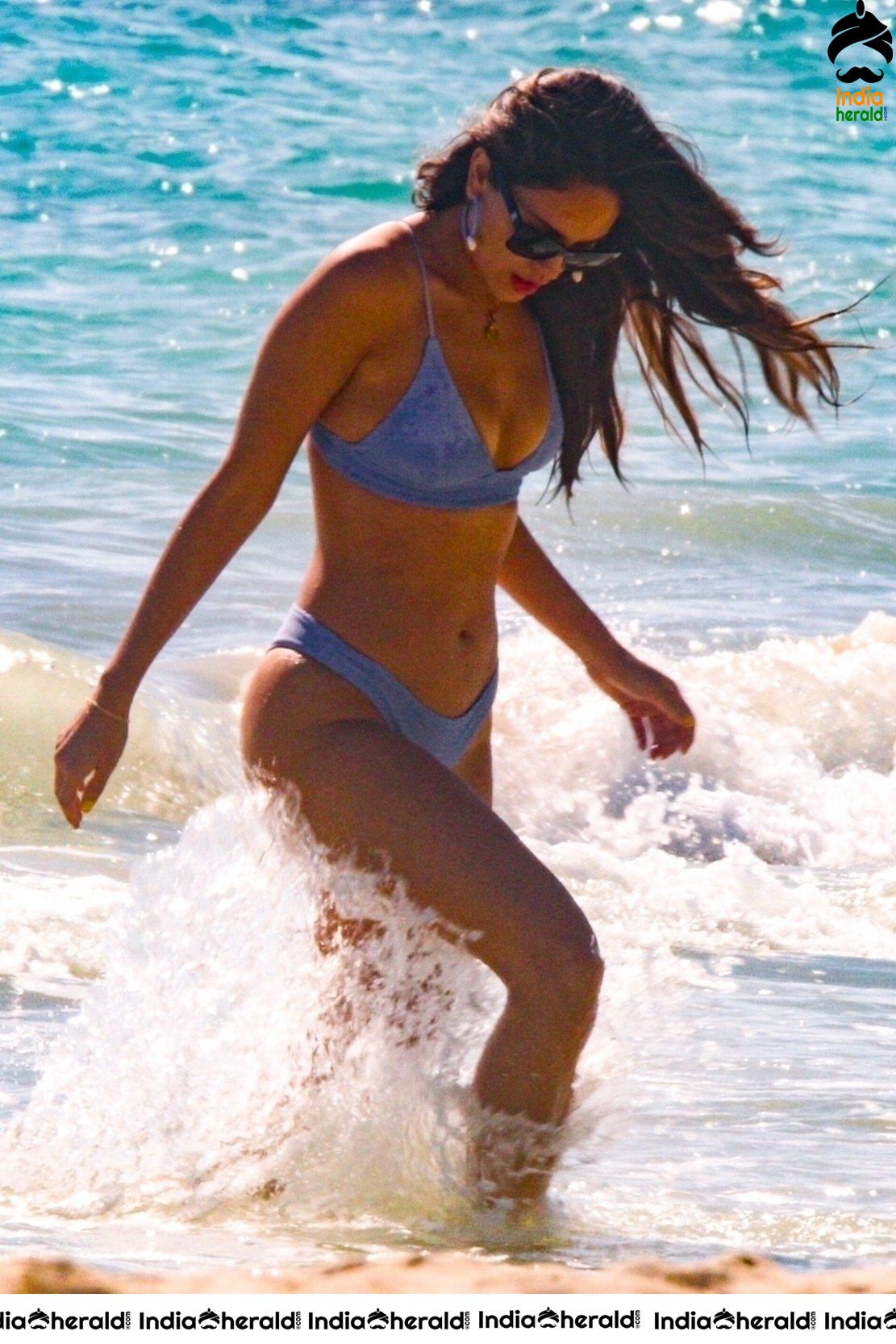 Eiza Gonzalez Enjoying with her Boyfriend in Bikini