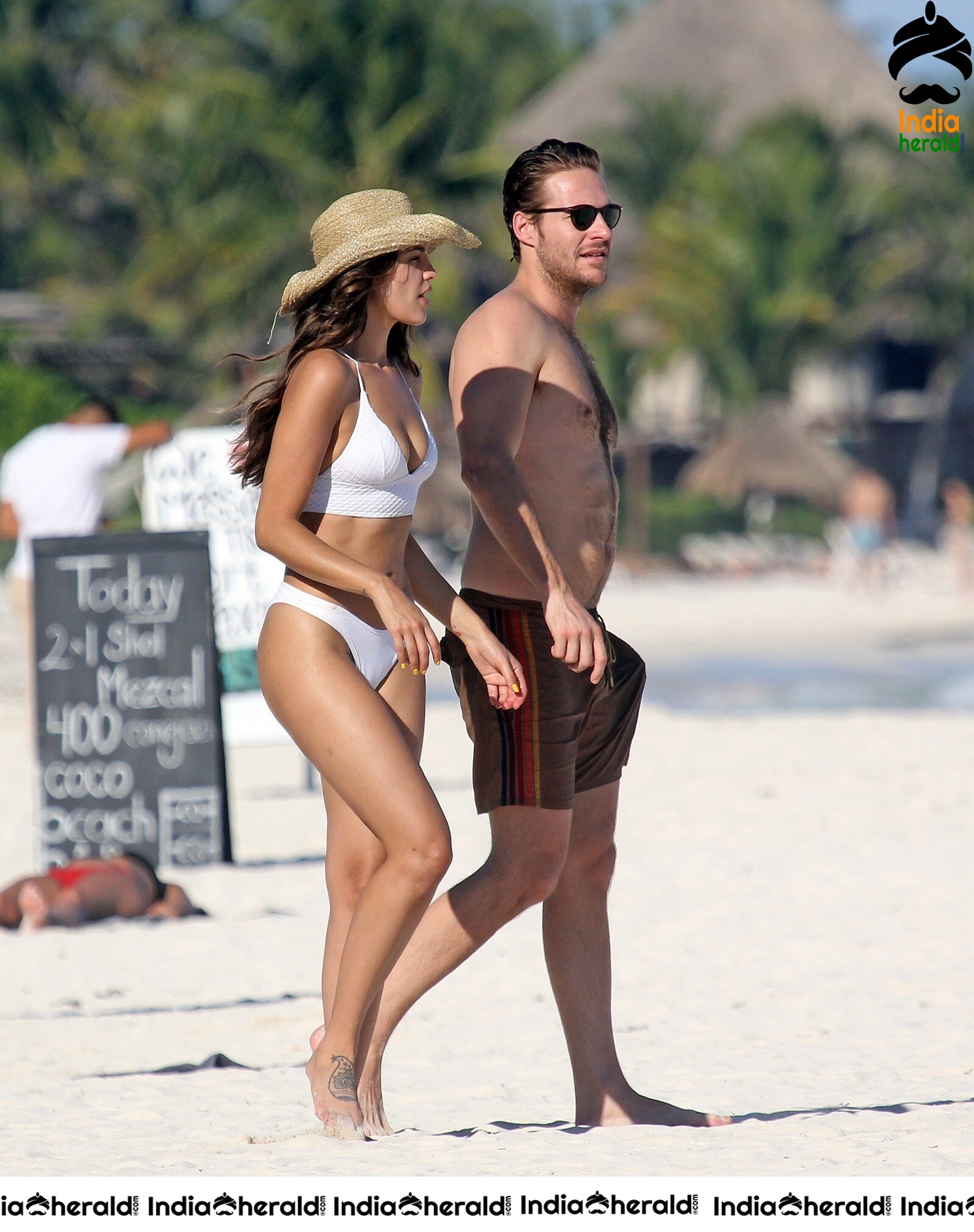 Eiza Gonzalez in Bikini at Tulum Mexico Set 1