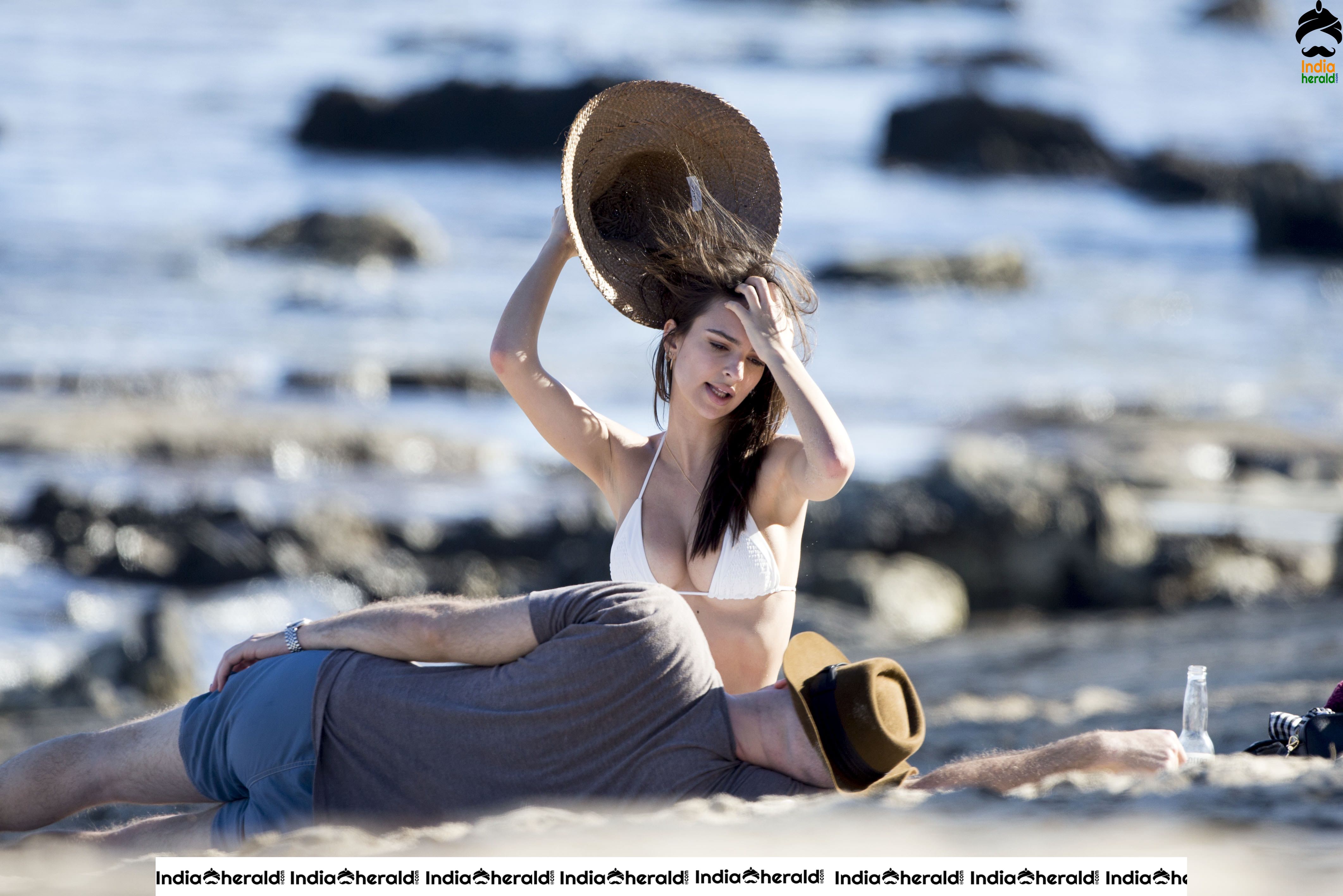 Emily Ratajkowski Hot Bikini Photoshoot in Malibu Set 2