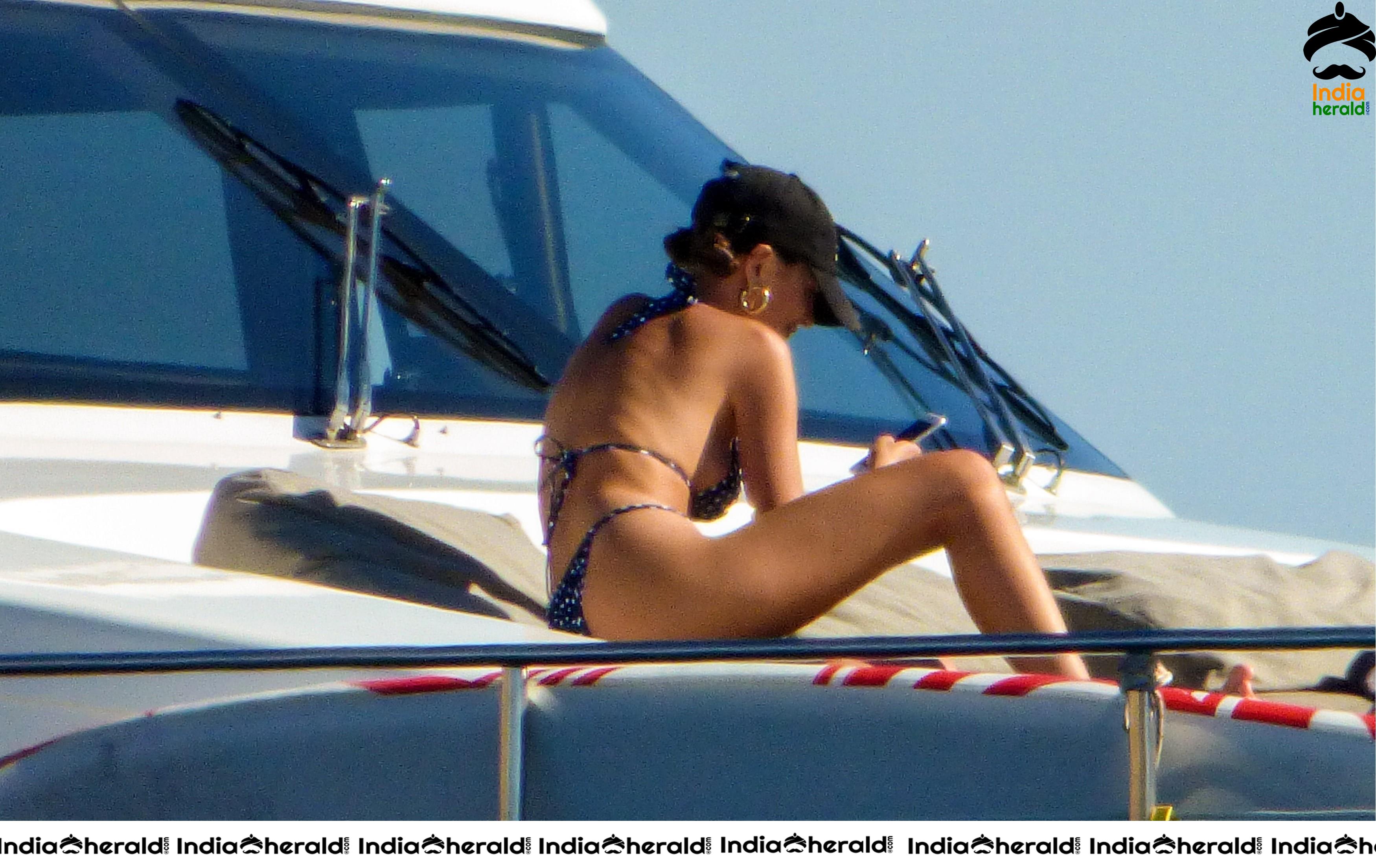 Emily Ratajkowski Wearing a Bikini on a Yacht in Mykonos Set 2