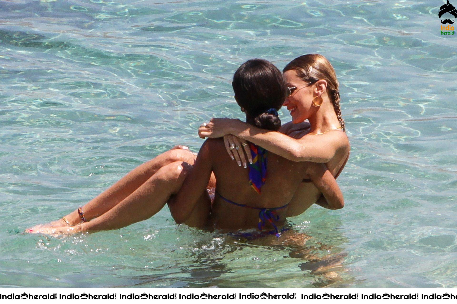 Gigi Hadid and Bella Hadid expose their Bikini Bodies On Mykonos Island Set 3
