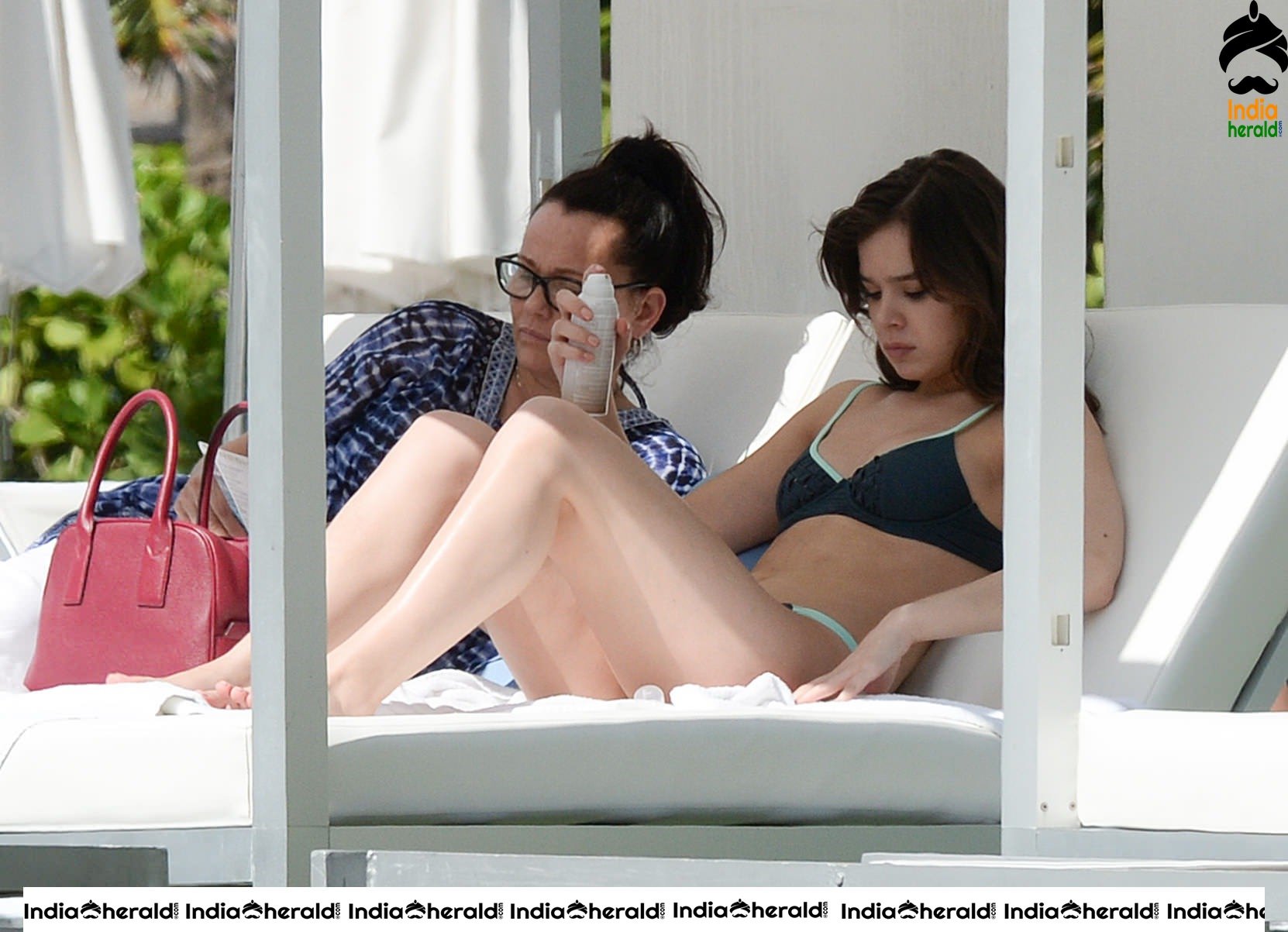 Hailee Steinfeld Hot Bikini Photos at her Hotel as she chills by pool side Set 1