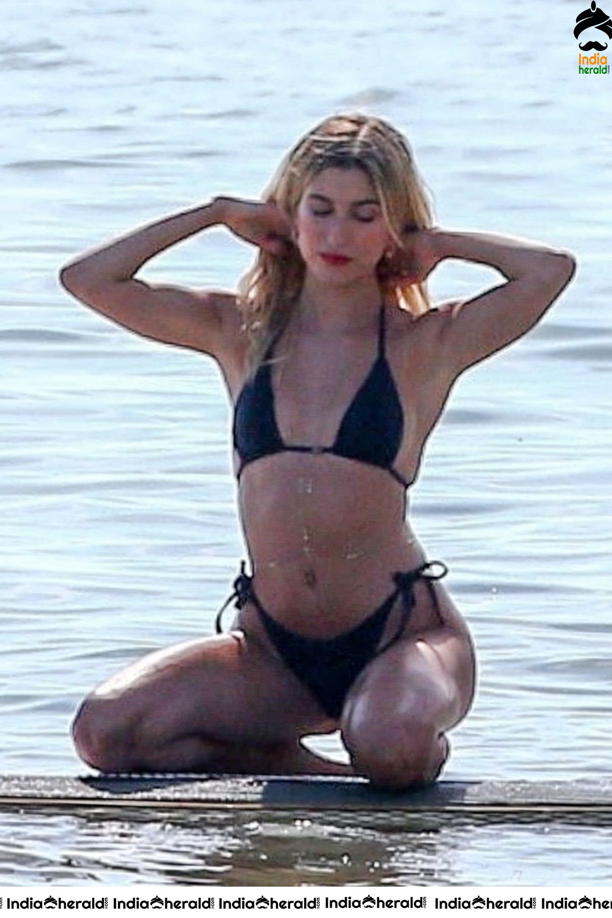 Hailey Baldwin Photoshoot in Bikini on the beach in Miami Set 1