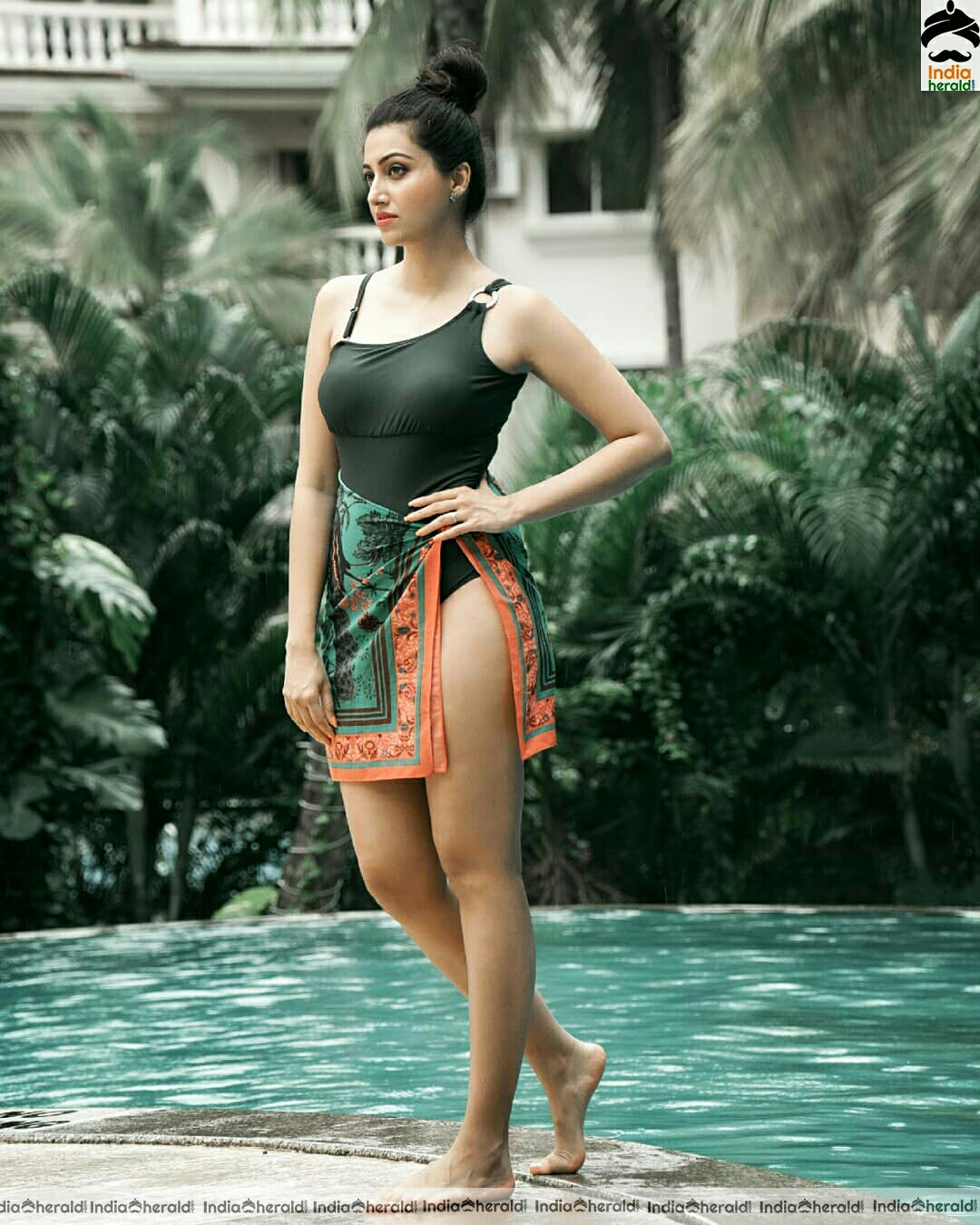 Hamsa Nandini Hot Bikini Stills