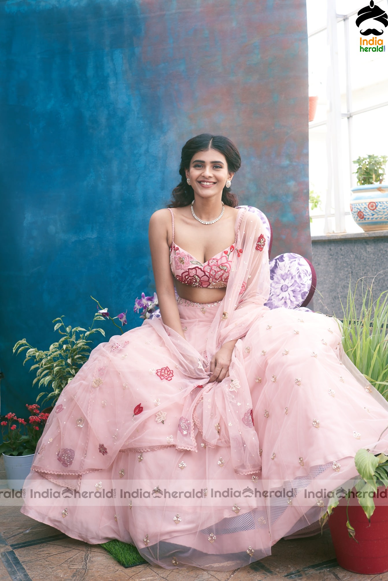 Hebah Patel Sizzling Hot Photoshoot Clicks Set 1