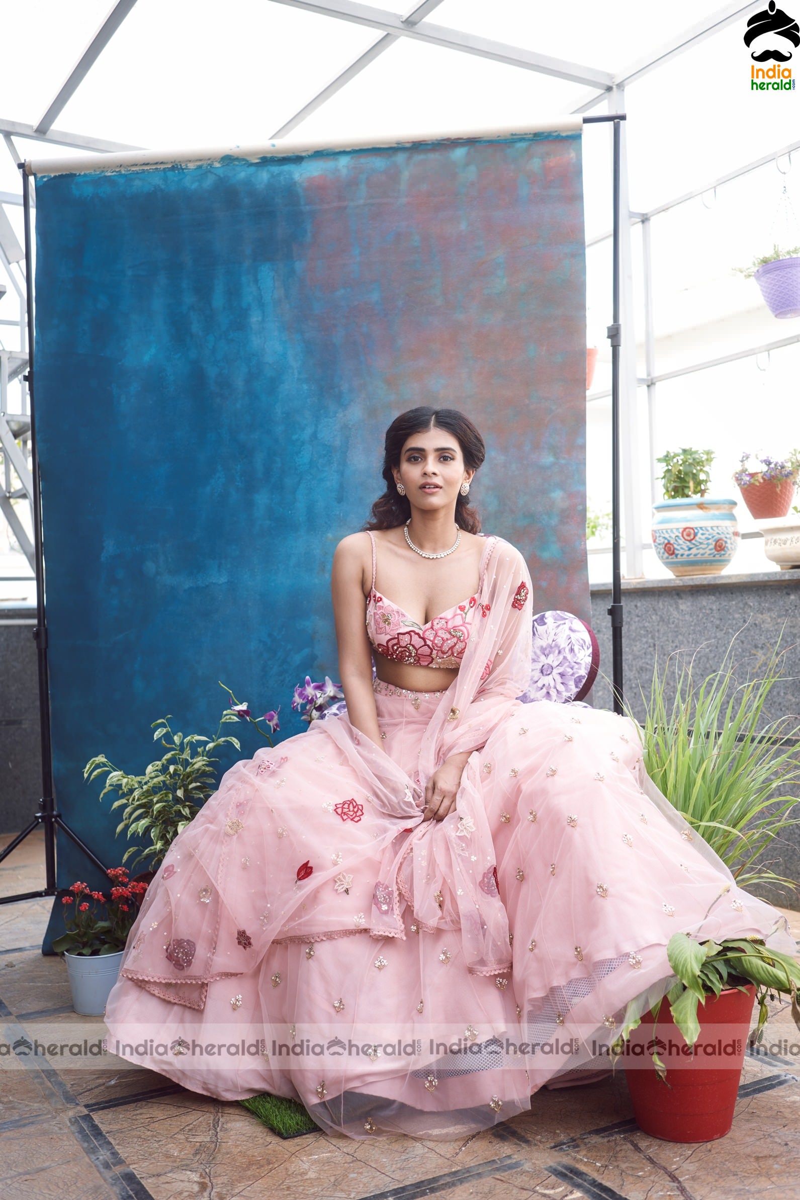 Hebah Patel Sizzling Hot Photoshoot Clicks Set 1