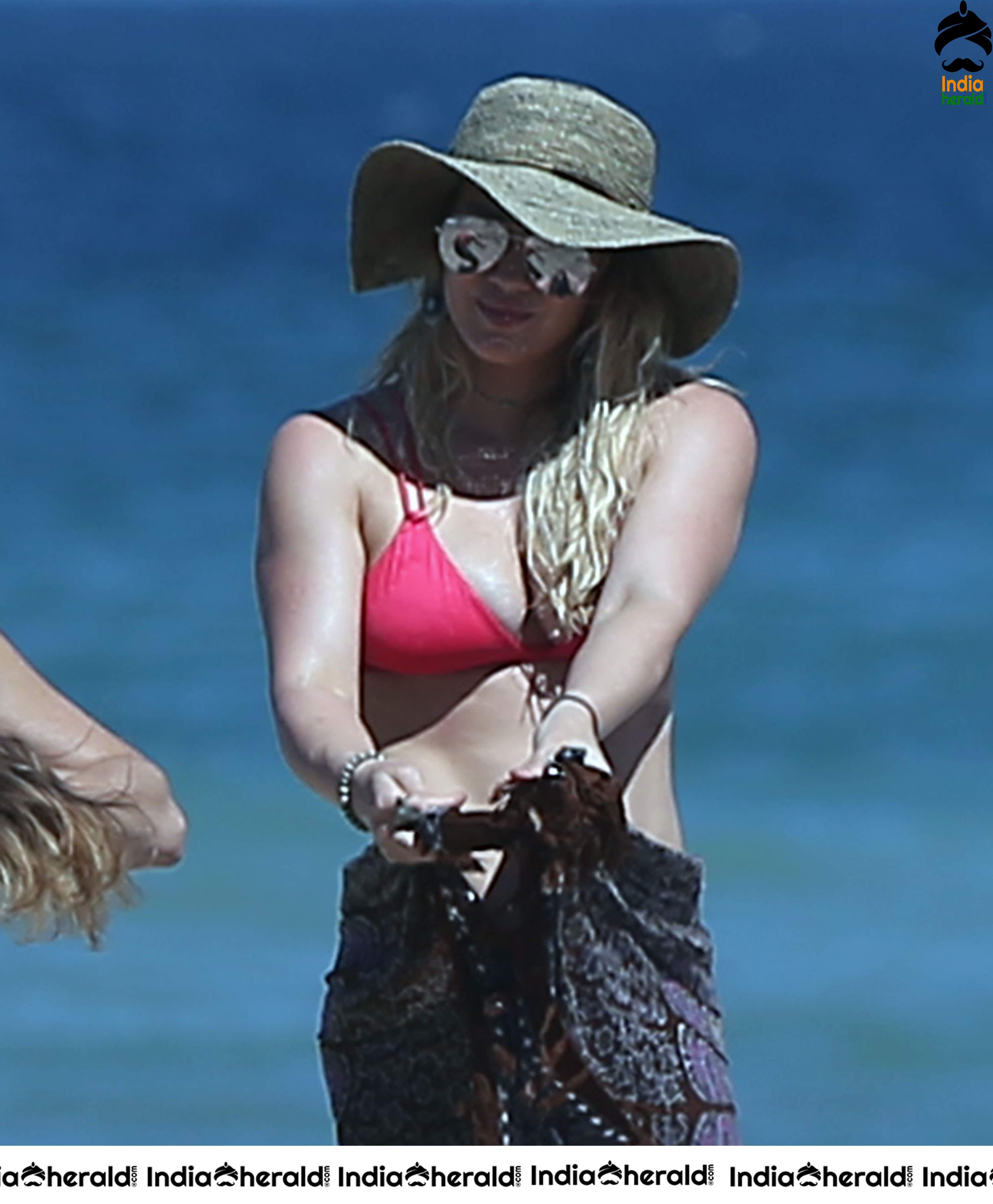 Hilary Duff In Bikini on the Beach in Mexico Set 1