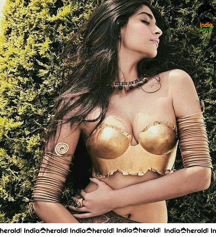 Hot Bollywood Actresses Exposing Too Hot to Handle Photos Collection Set 5