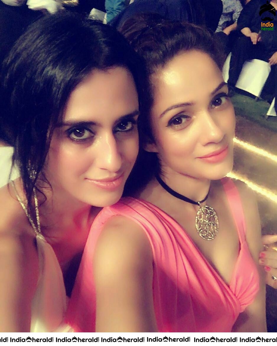 Hot Tempting Bikini Photos of Desi Beauty Actress Vidya Malvade Set 4