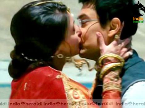 Hottest Lip Locks in Bollywood