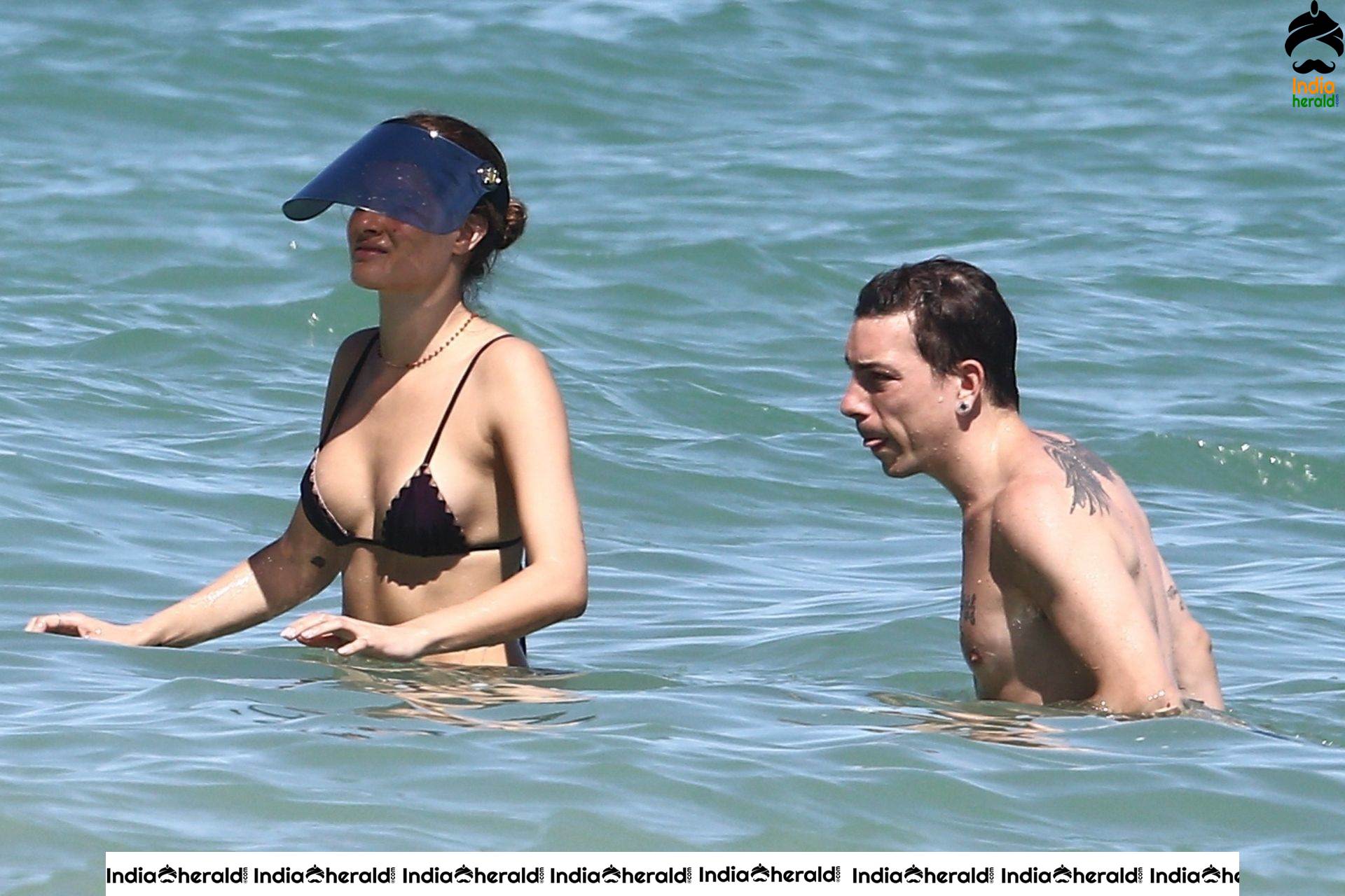 Isabeli Fontana Wearing Lace bikini and Enjoying in South Beach