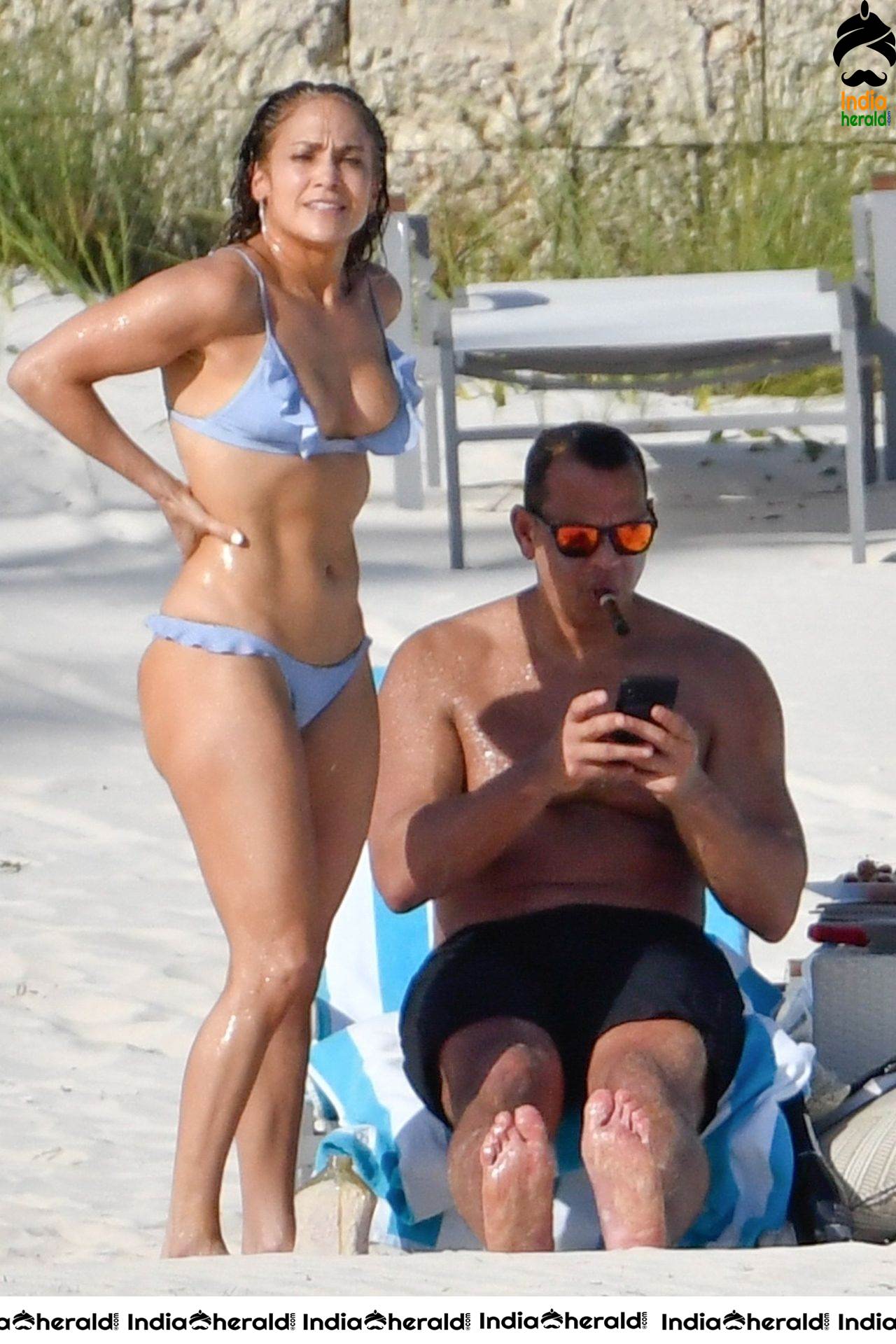 Jennifer Lopez in a Bikini at Laguna Beach in CA Set 2